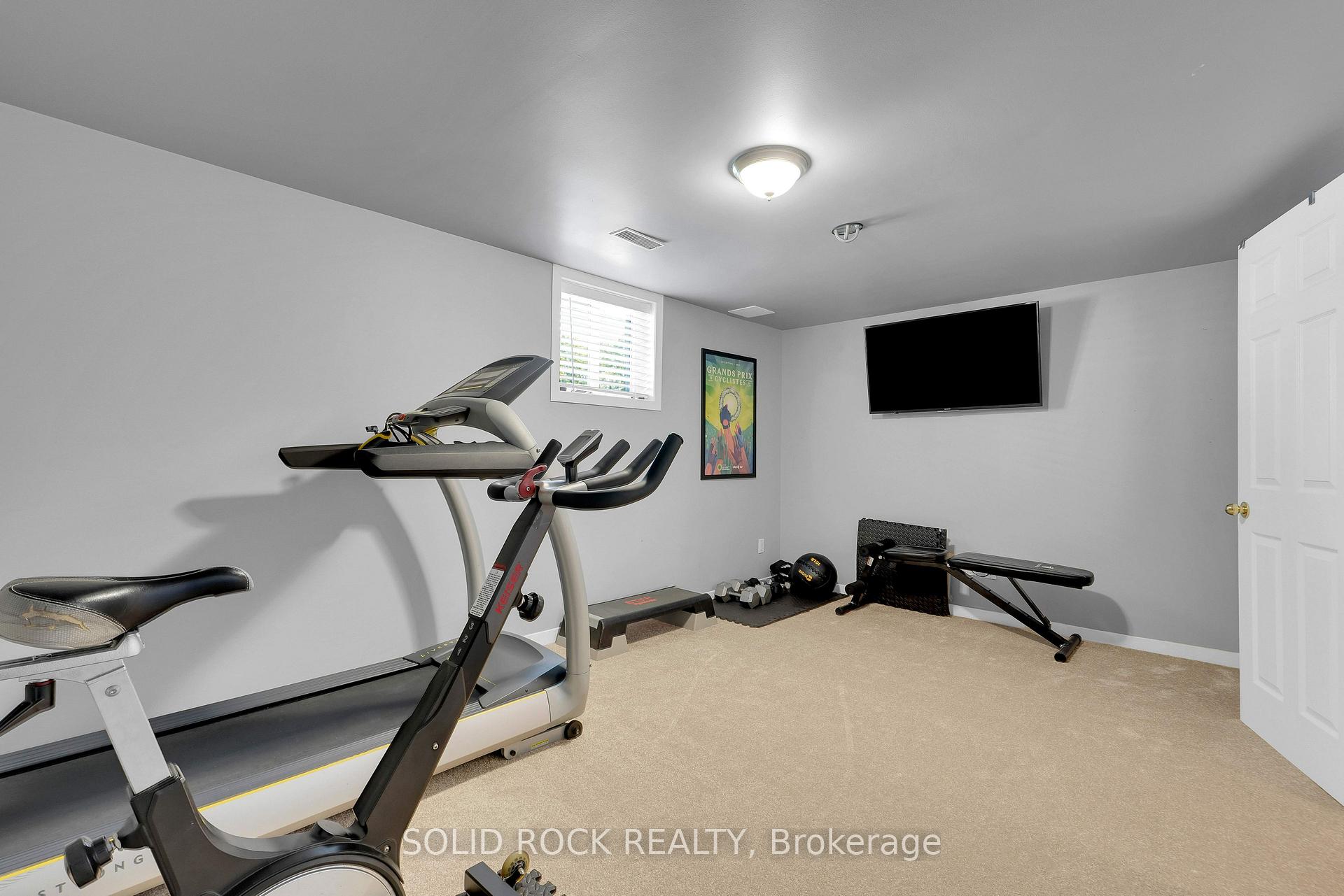 Photo 27 of 9 Stanwood Drive, Ottawa, Meadowlands/Crestview — HOMEH