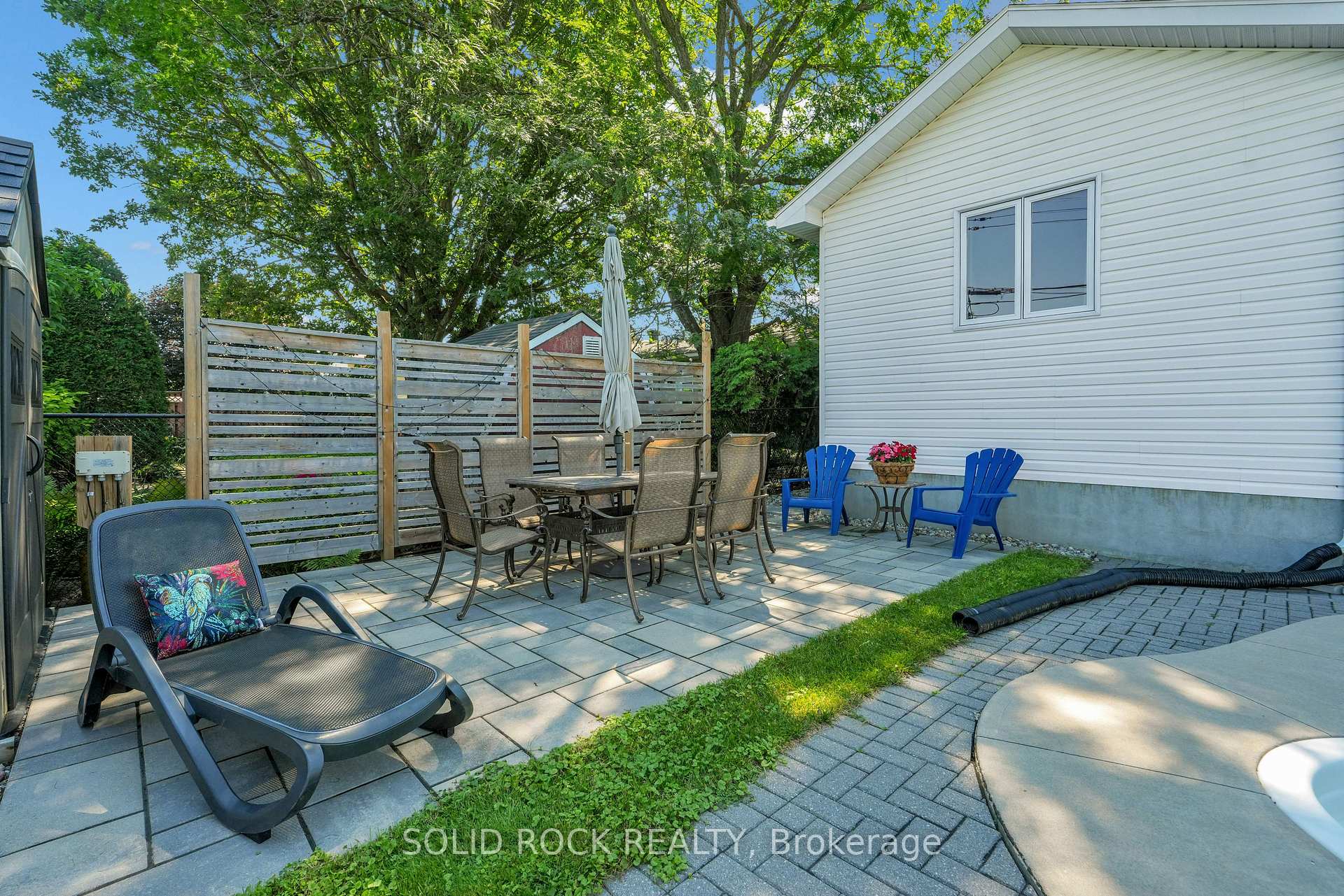 Photo 39 of 9 Stanwood Drive, Ottawa, Meadowlands/Crestview — HOMEH