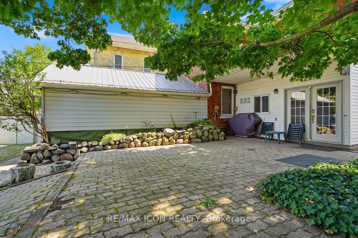 Photo 44 of 159 Front Street W, Strathroy-Caradoc, NW — HOMEH