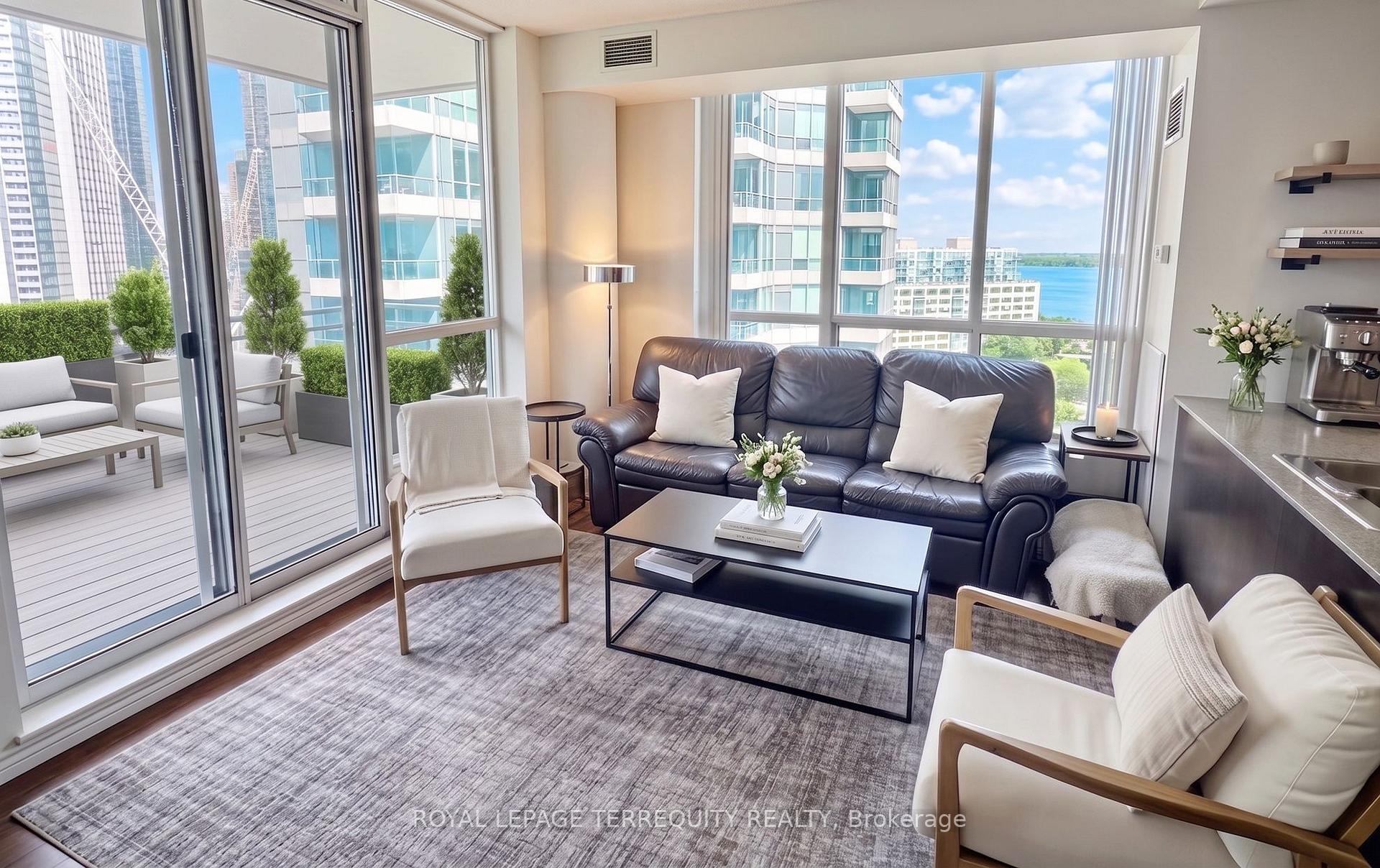 Photo 2 of Unit 1812, 230 Queens Quay W, Toronto, Waterfront Communities — HOMEH