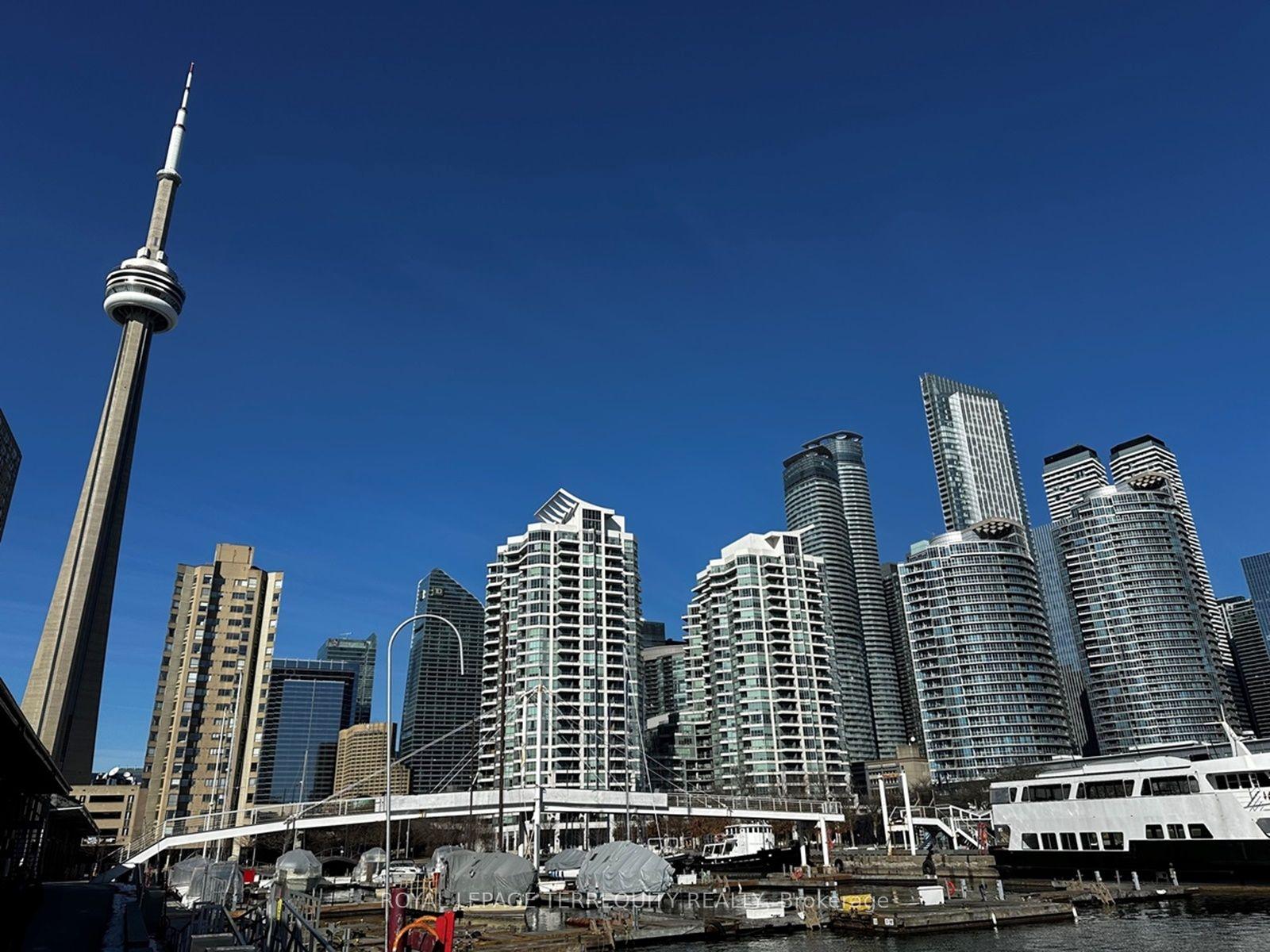 Photo 23 of Unit 1812, 230 Queens Quay W, Toronto, Waterfront Communities — HOMEH
