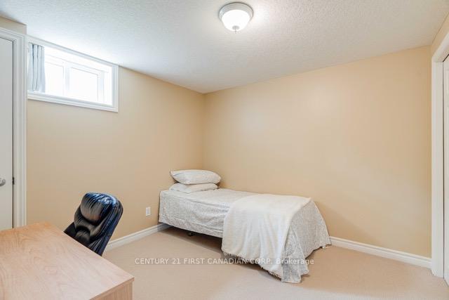 Photo 12 of Unit LOWER, 216 Irving Place, London, East D — HOMEH