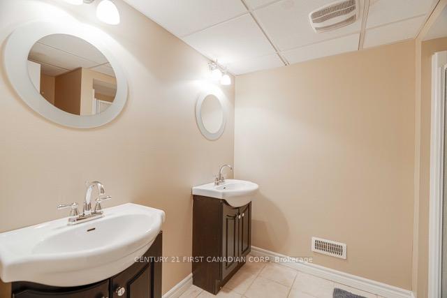 Photo 13 of Unit LOWER, 216 Irving Place, London, East D — HOMEH