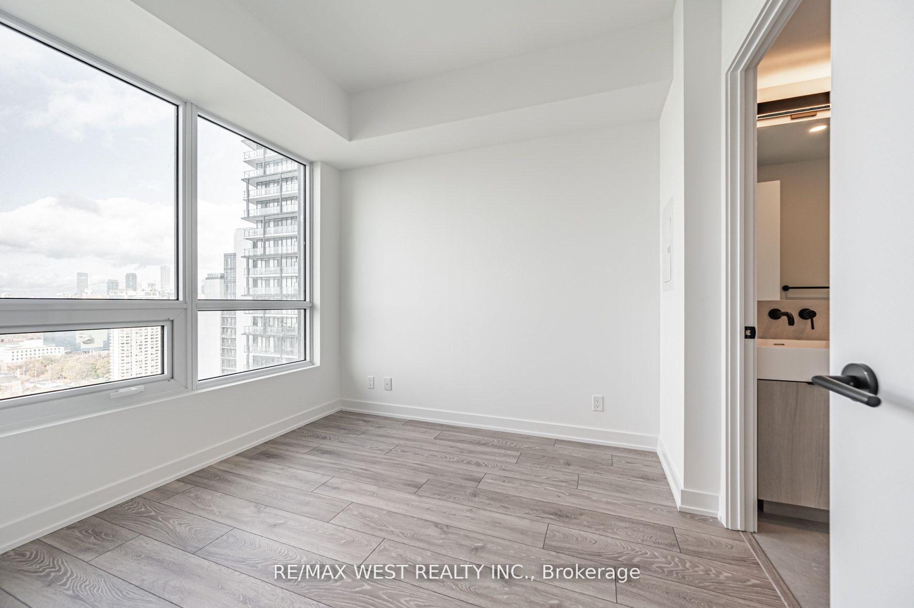 Photo 3 of Unit 2601, 108 Peter Street, Toronto, Waterfront Communities — HOMEH