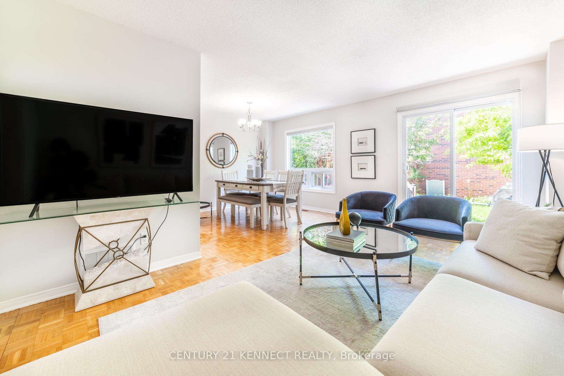 Photo 18 of 470 Brownridge Drive, Vaughan, Brownridge — HOMEH