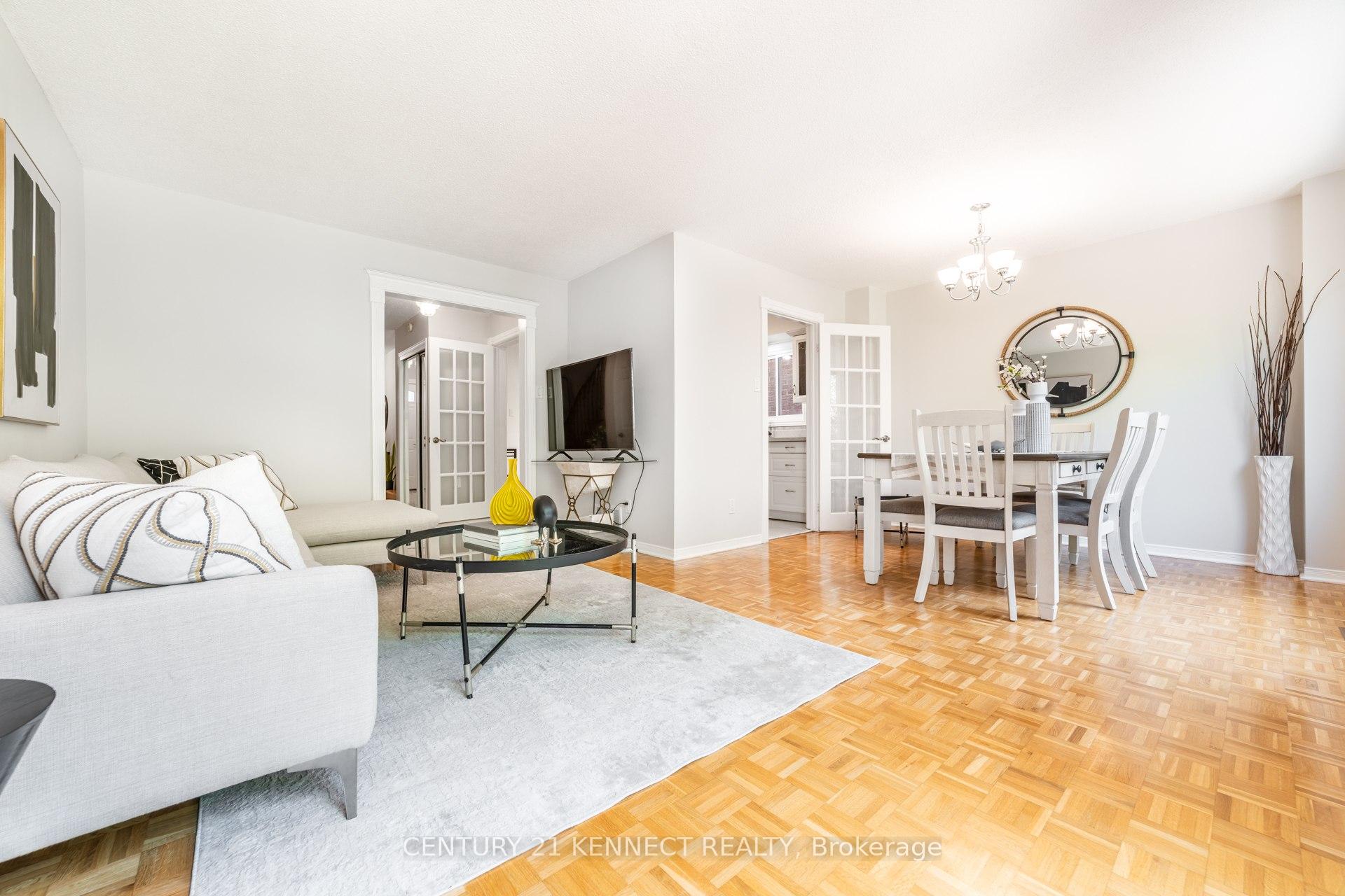 Photo 20 of 470 Brownridge Drive, Vaughan, Brownridge — HOMEH