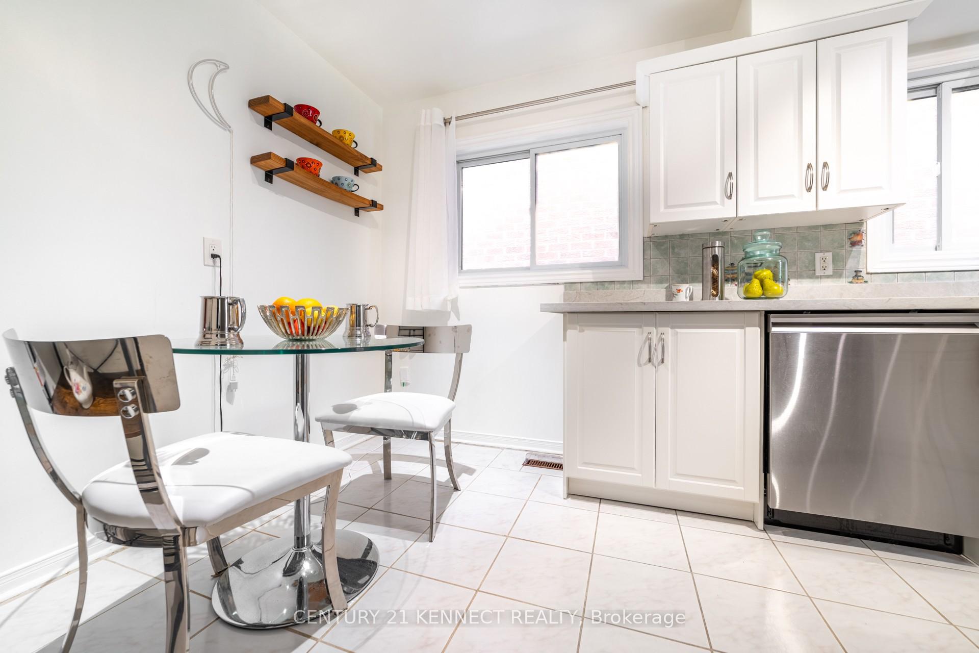 Photo 27 of 470 Brownridge Drive, Vaughan, Brownridge — HOMEH