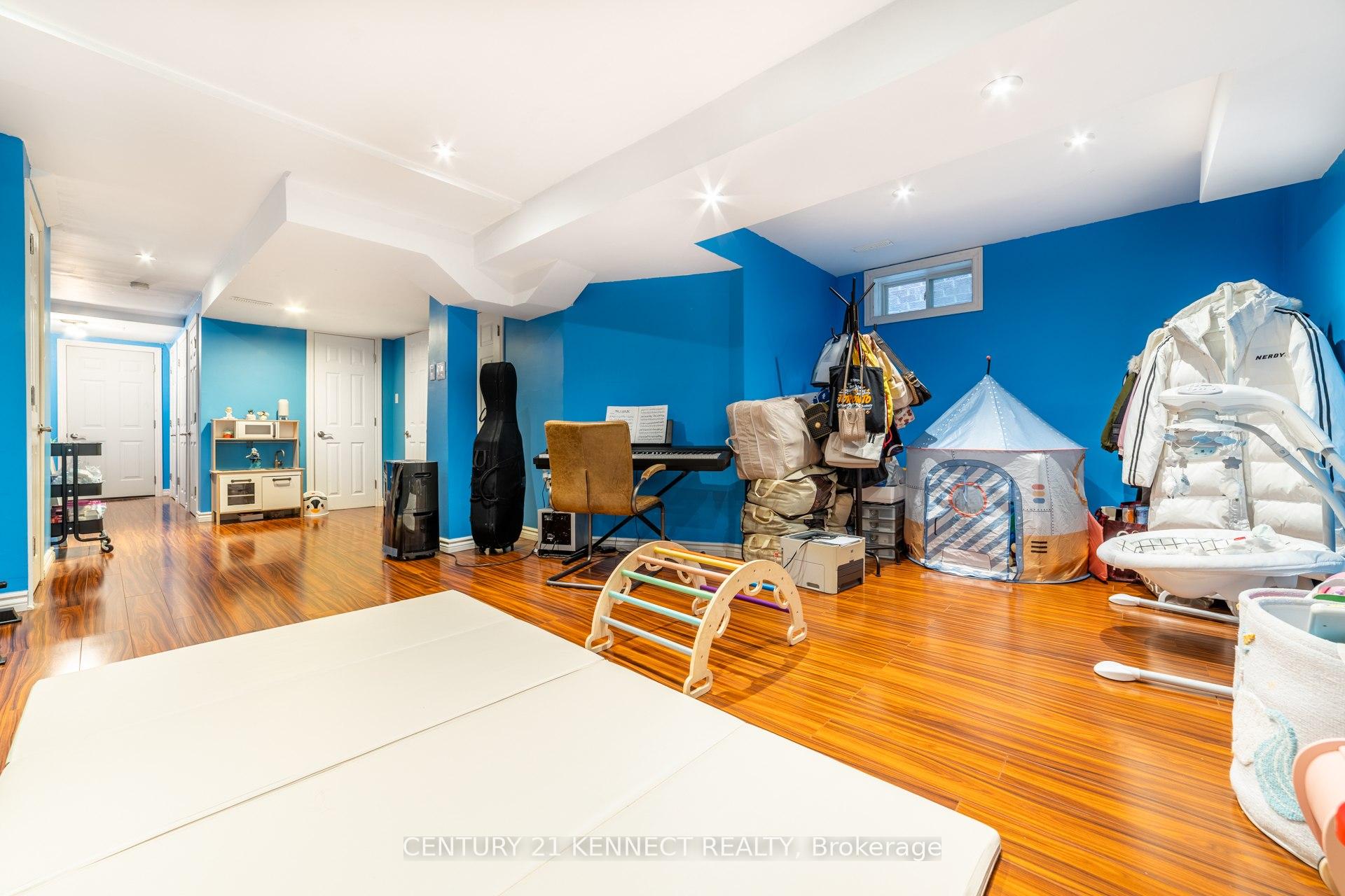 Photo 30 of 470 Brownridge Drive, Vaughan, Brownridge — HOMEH