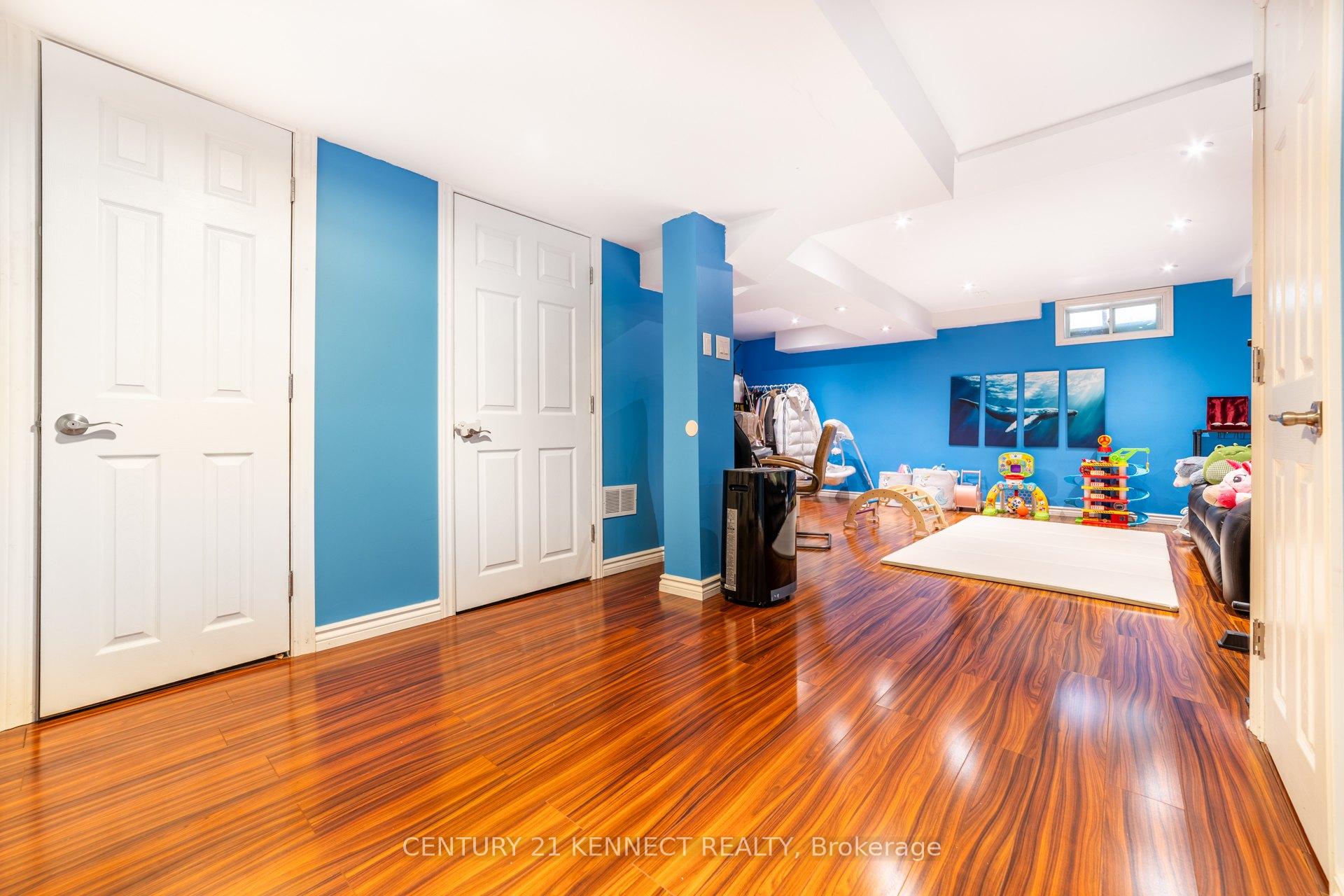 Photo 31 of 470 Brownridge Drive, Vaughan, Brownridge — HOMEH