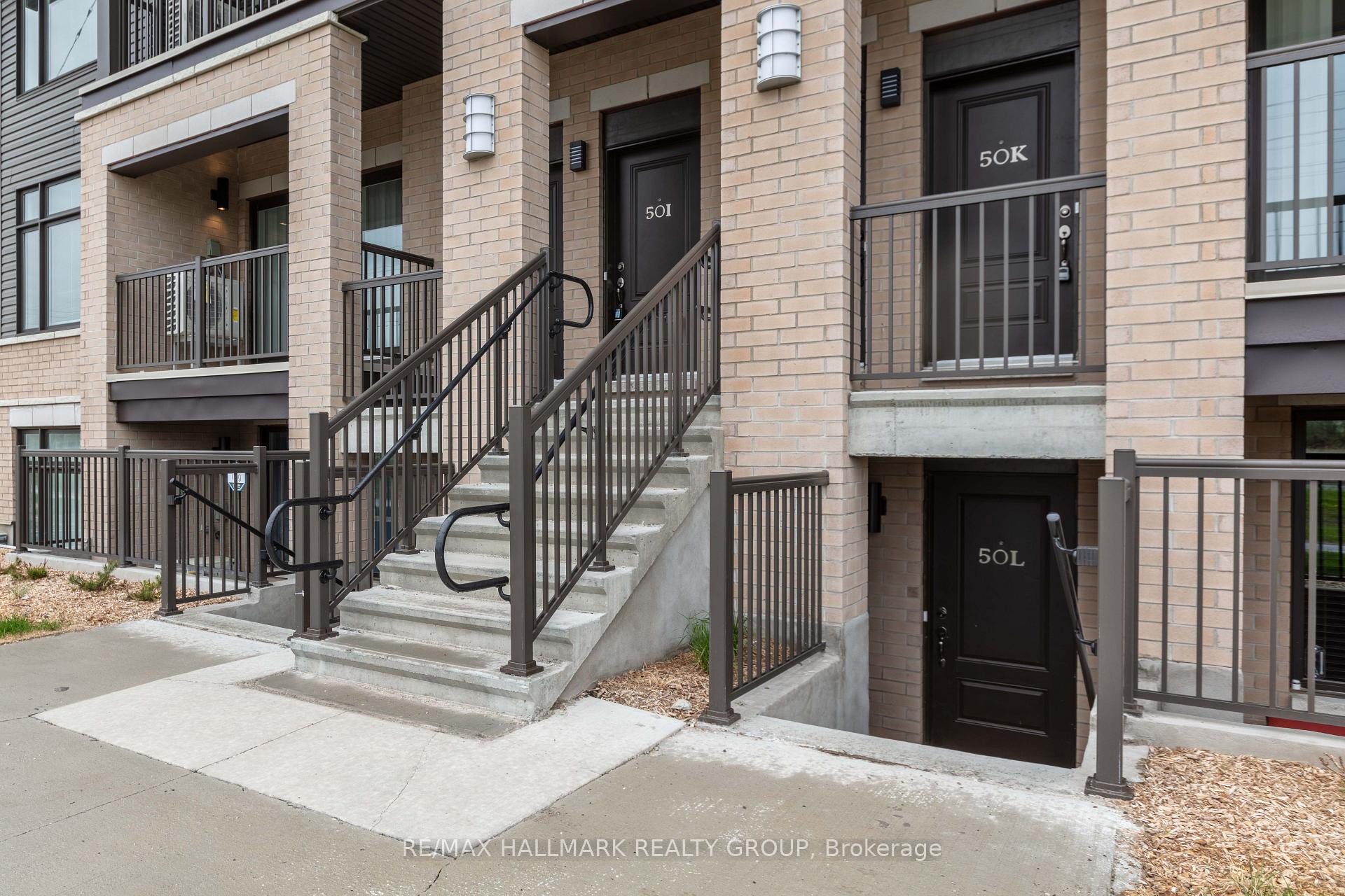 Photo 5 of Unit K, 50 Jaguar Private, Ottawa, Kanata - Emerald Meadows/Trailwest — HOMEH