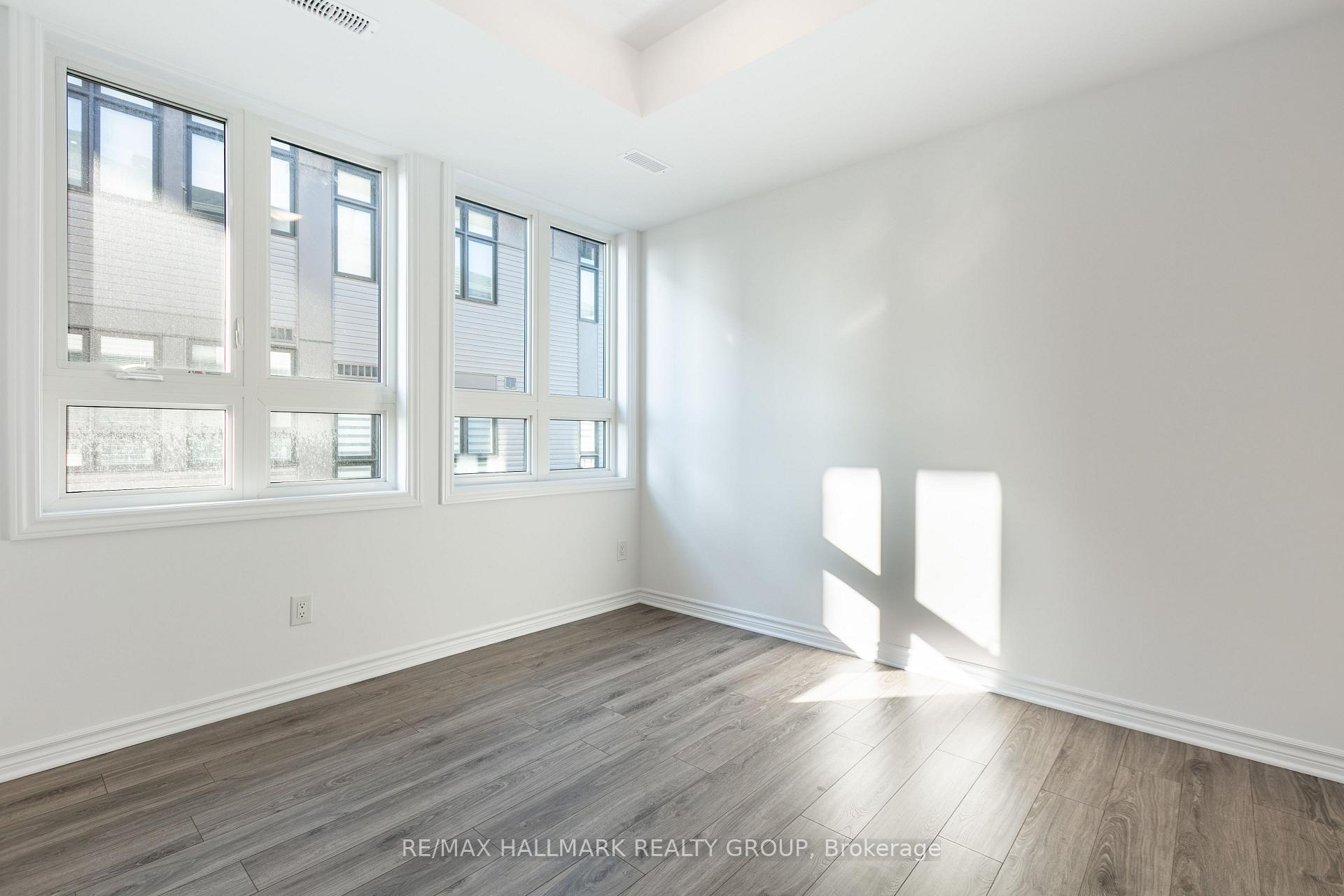 Photo 9 of Unit K, 50 Jaguar Private, Ottawa, Kanata - Emerald Meadows/Trailwest — HOMEH