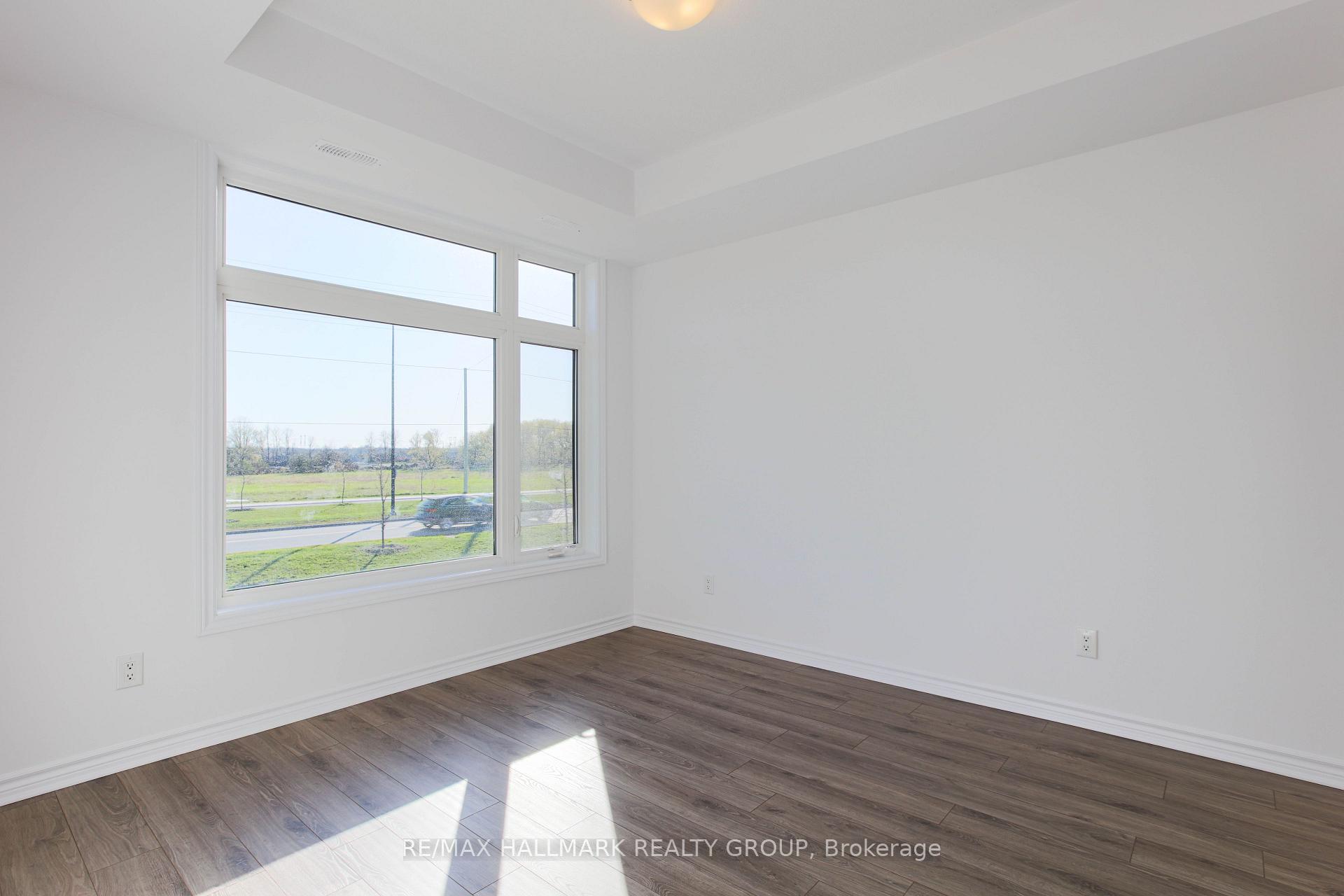 Photo 13 of Unit K, 50 Jaguar Private, Ottawa, Kanata - Emerald Meadows/Trailwest — HOMEH