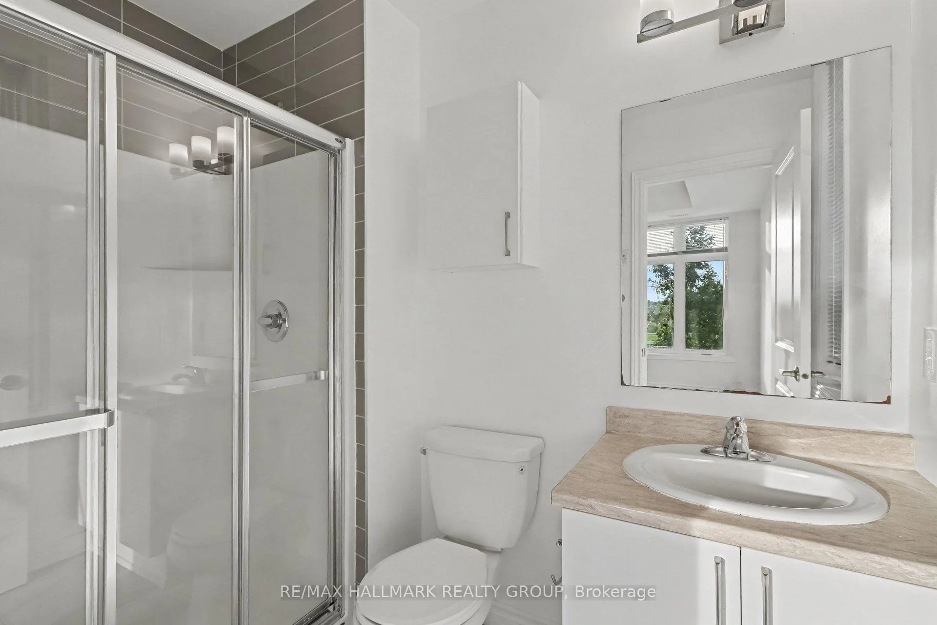 Photo 18 of Unit K, 50 Jaguar Private, Ottawa, Kanata - Emerald Meadows/Trailwest — HOMEH