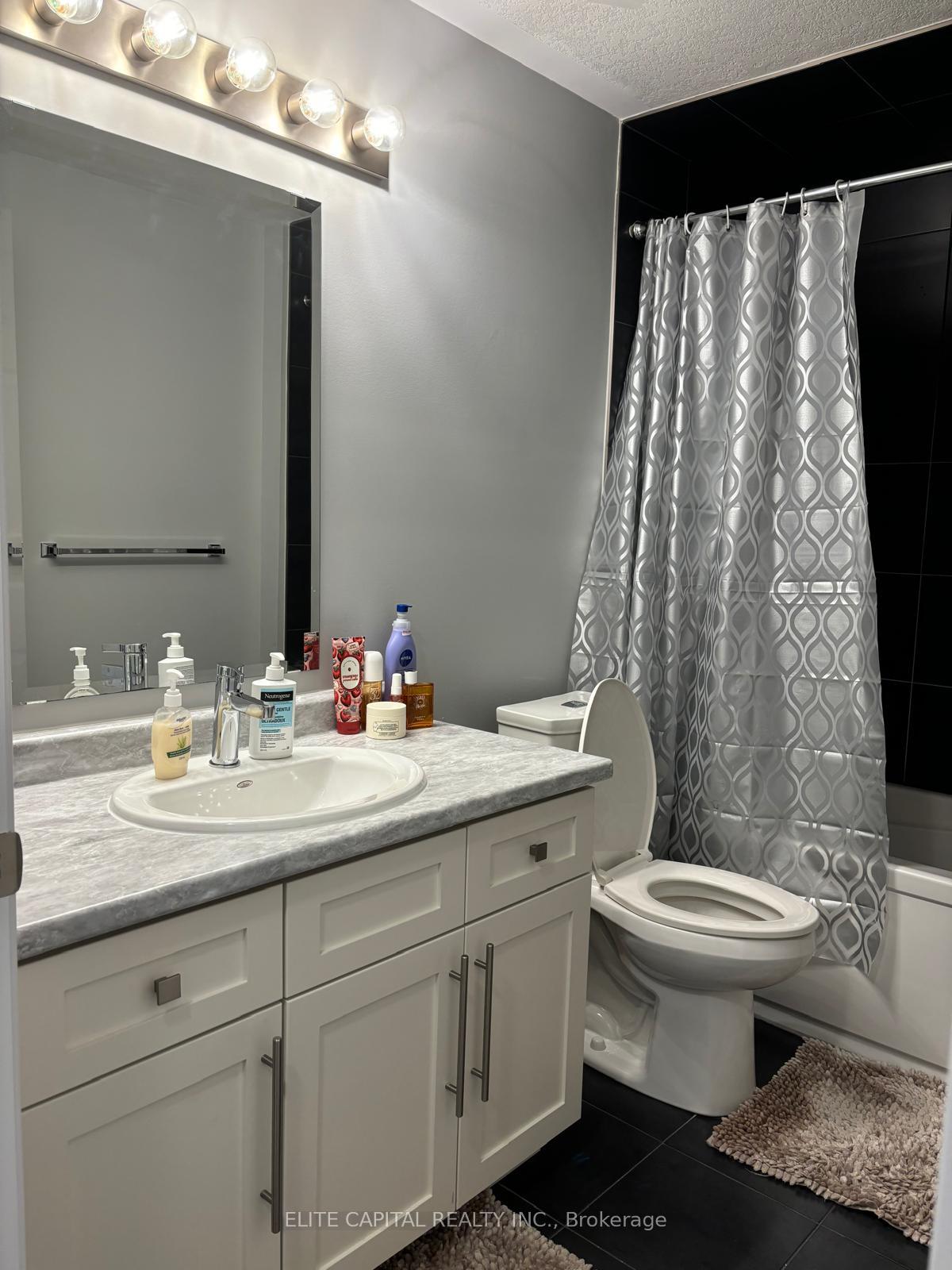Photo 10 of 114 Oat Lane, Kitchener, Huron Park — HOMEH