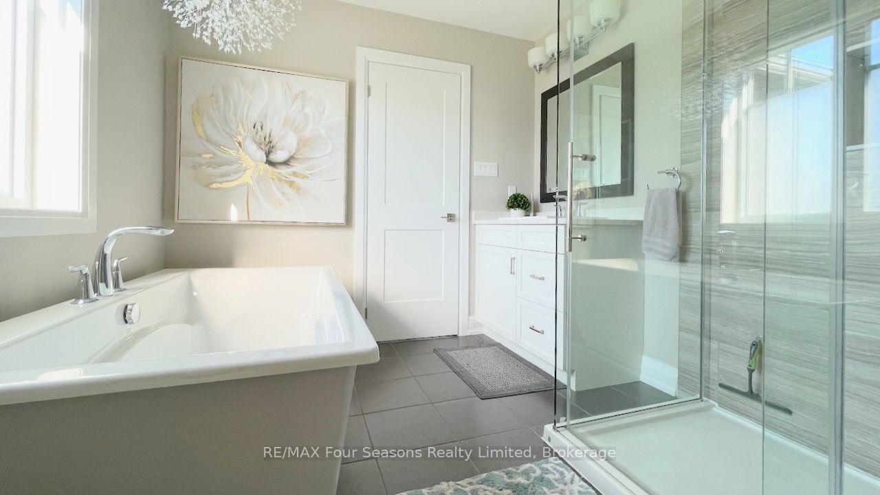 Photo 25 of 62 Foley Crescent, Collingwood — HOMEH