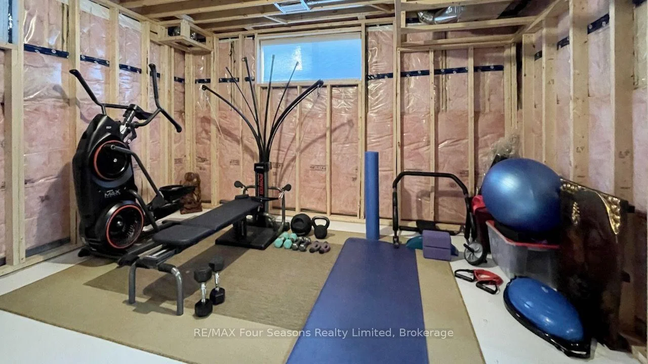 Photo 32 of 62 Foley Crescent, Collingwood — HOMEH