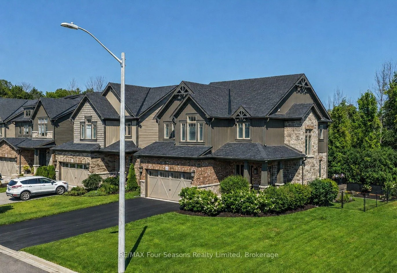Photo 2 of 62 Foley Crescent, Collingwood — HOMEH