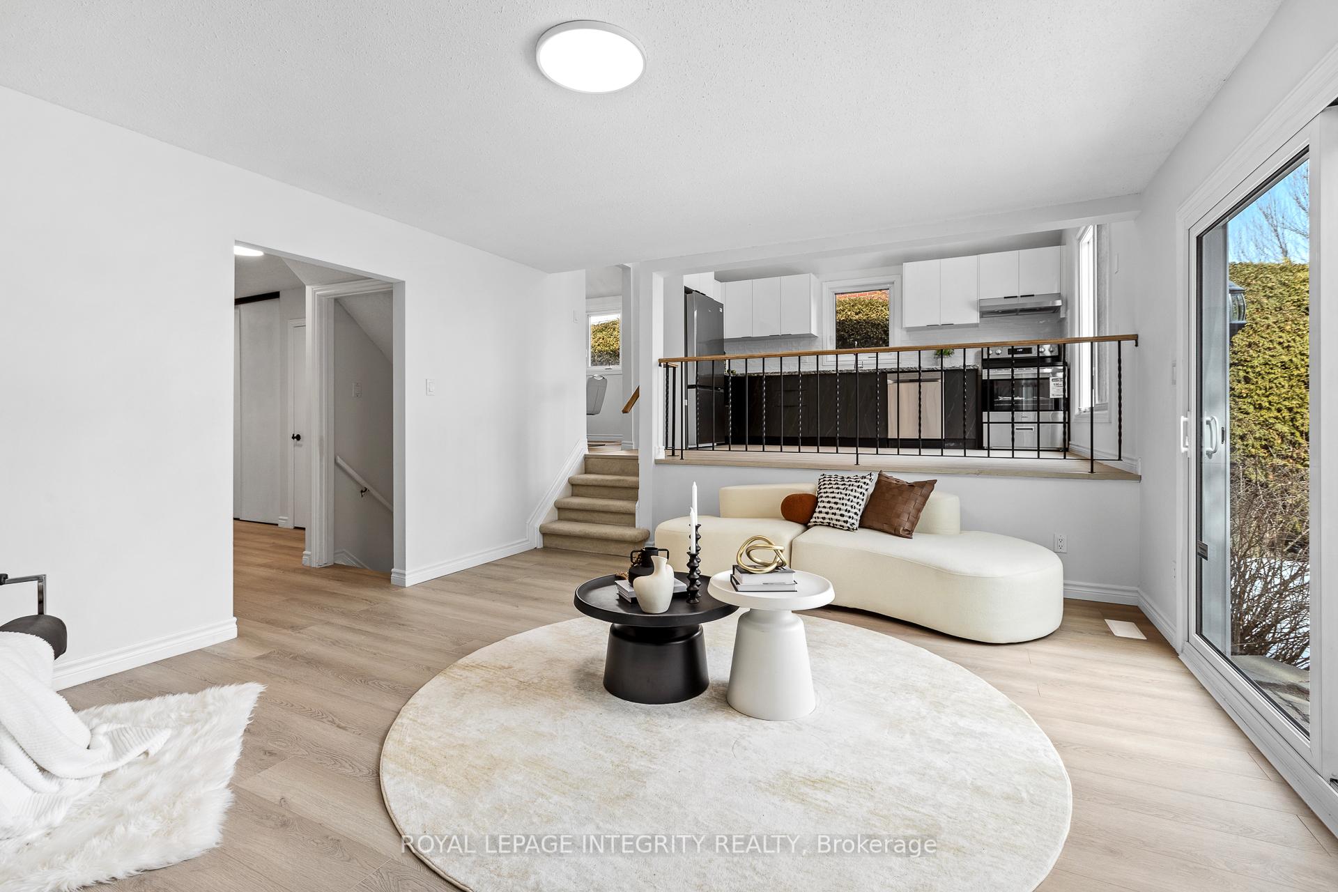 Photo 7 of 6368 Viseneau Drive, Ottawa, Chateauneuf — HOMEH