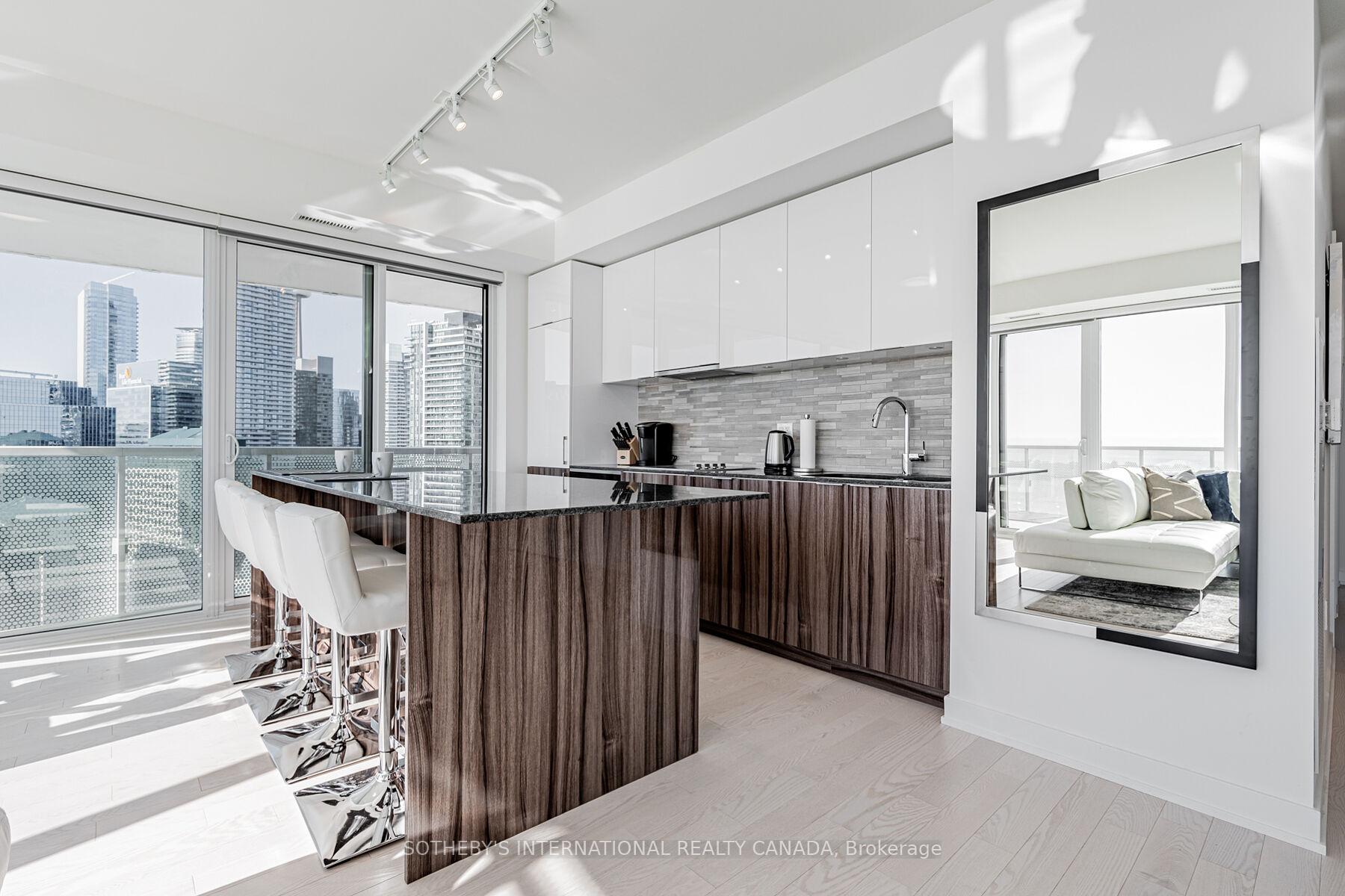 Photo 3 of Unit 3403, 15 Queens Quay E, Toronto, Waterfront Communities — HOMEH