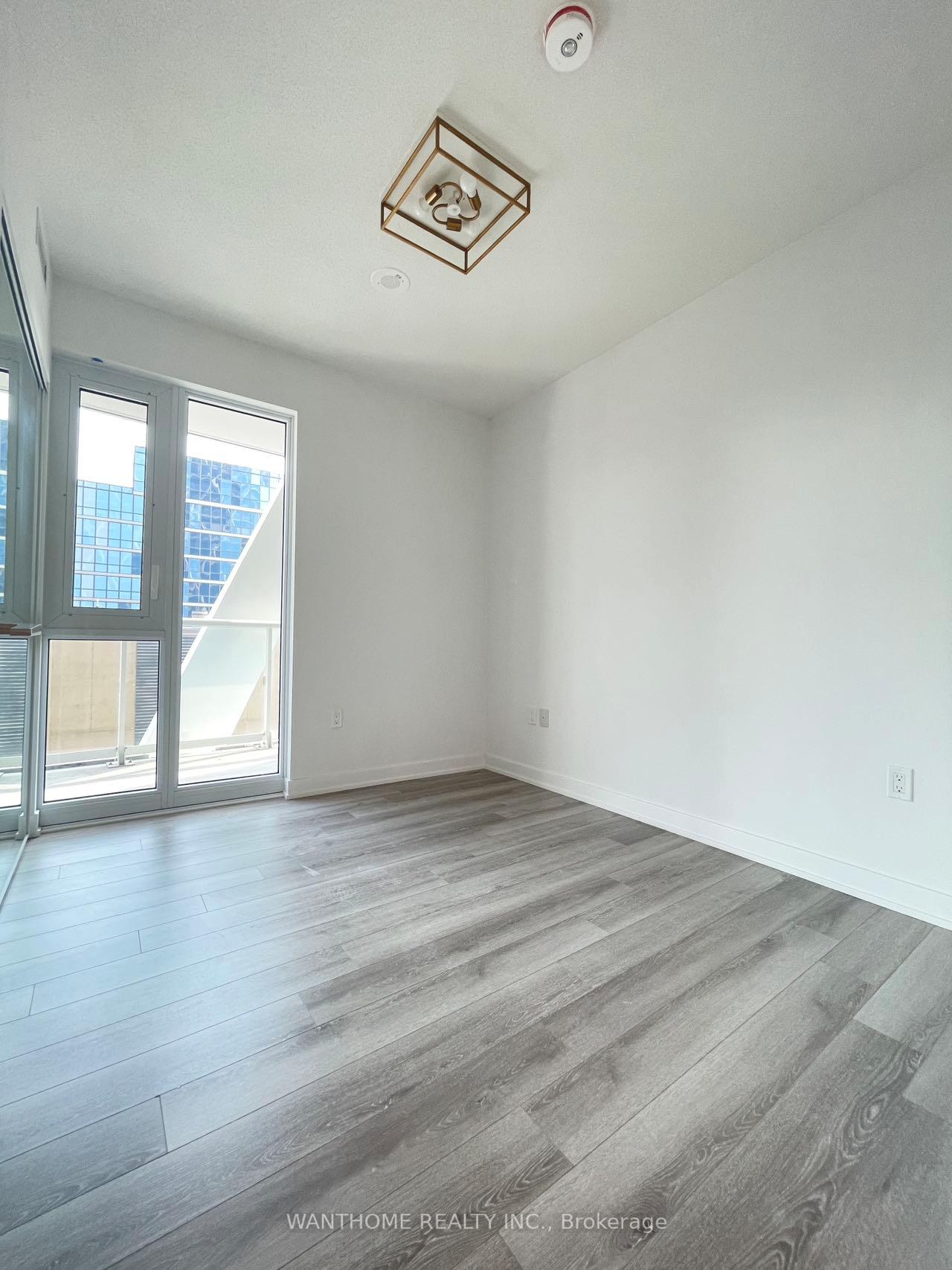 Photo 5 of Unit 1730, 230 Simcoe Street, Toronto, Kensington-Chinatown — HOMEH