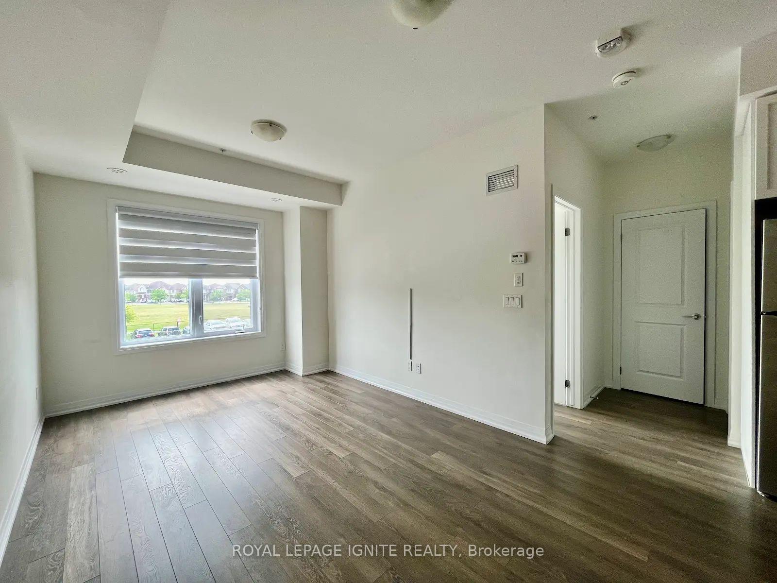 Photo 4 of Unit 604, 2635 William Jackson Drive, Pickering, Duffin Heights — HOMEH
