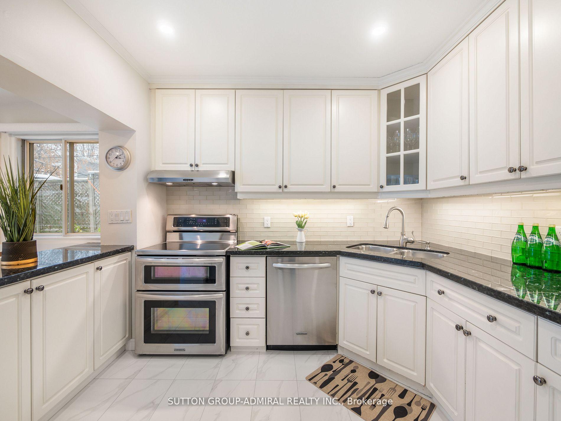 Photo 17 of 389 Davisville Avenue, Toronto, Mount Pleasant East — HOMEH