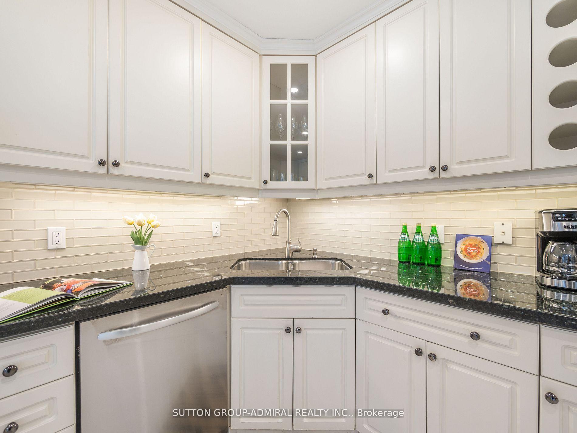 Photo 19 of 389 Davisville Avenue, Toronto, Mount Pleasant East — HOMEH