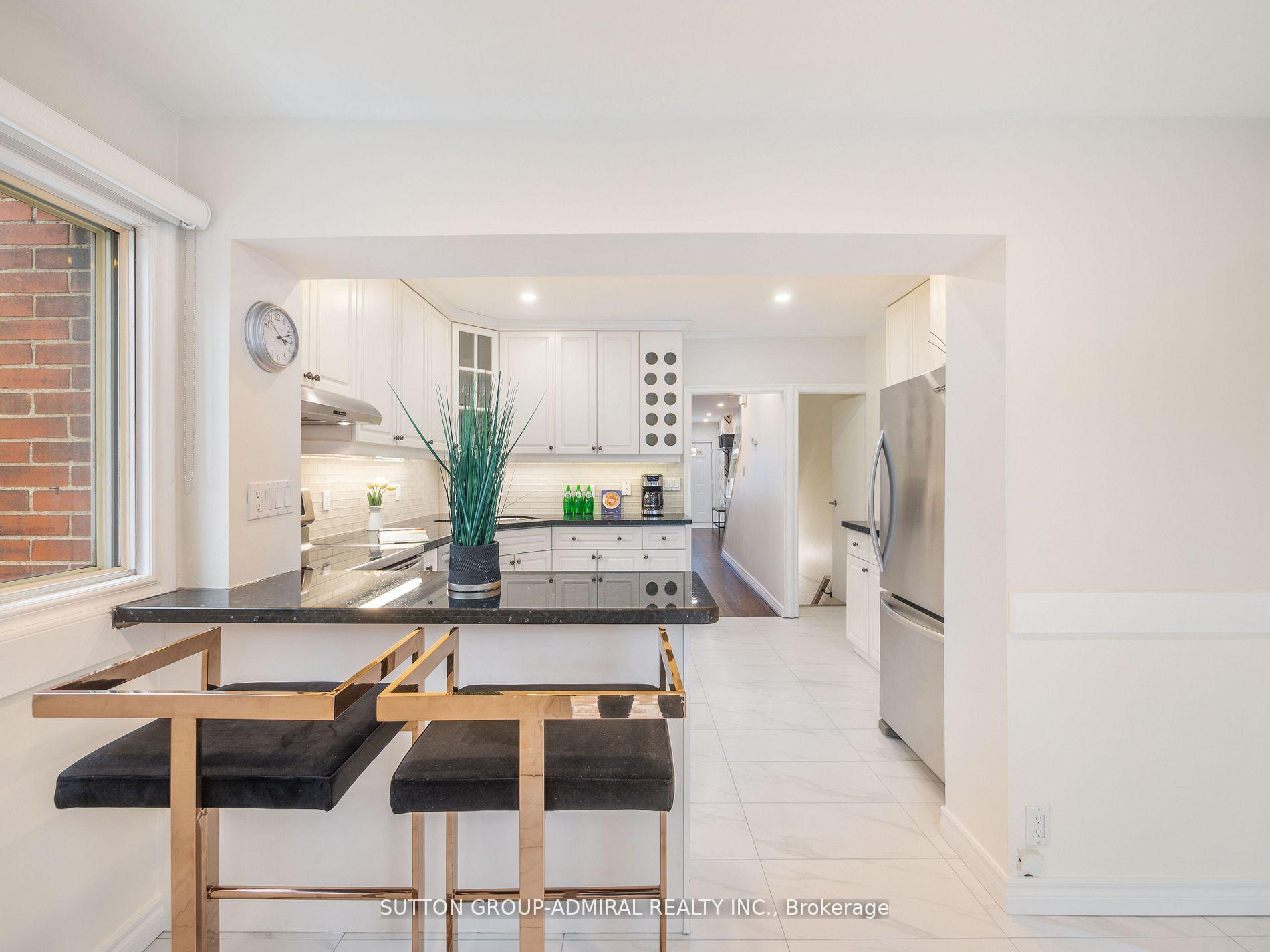 Photo 23 of 389 Davisville Avenue, Toronto, Mount Pleasant East — HOMEH
