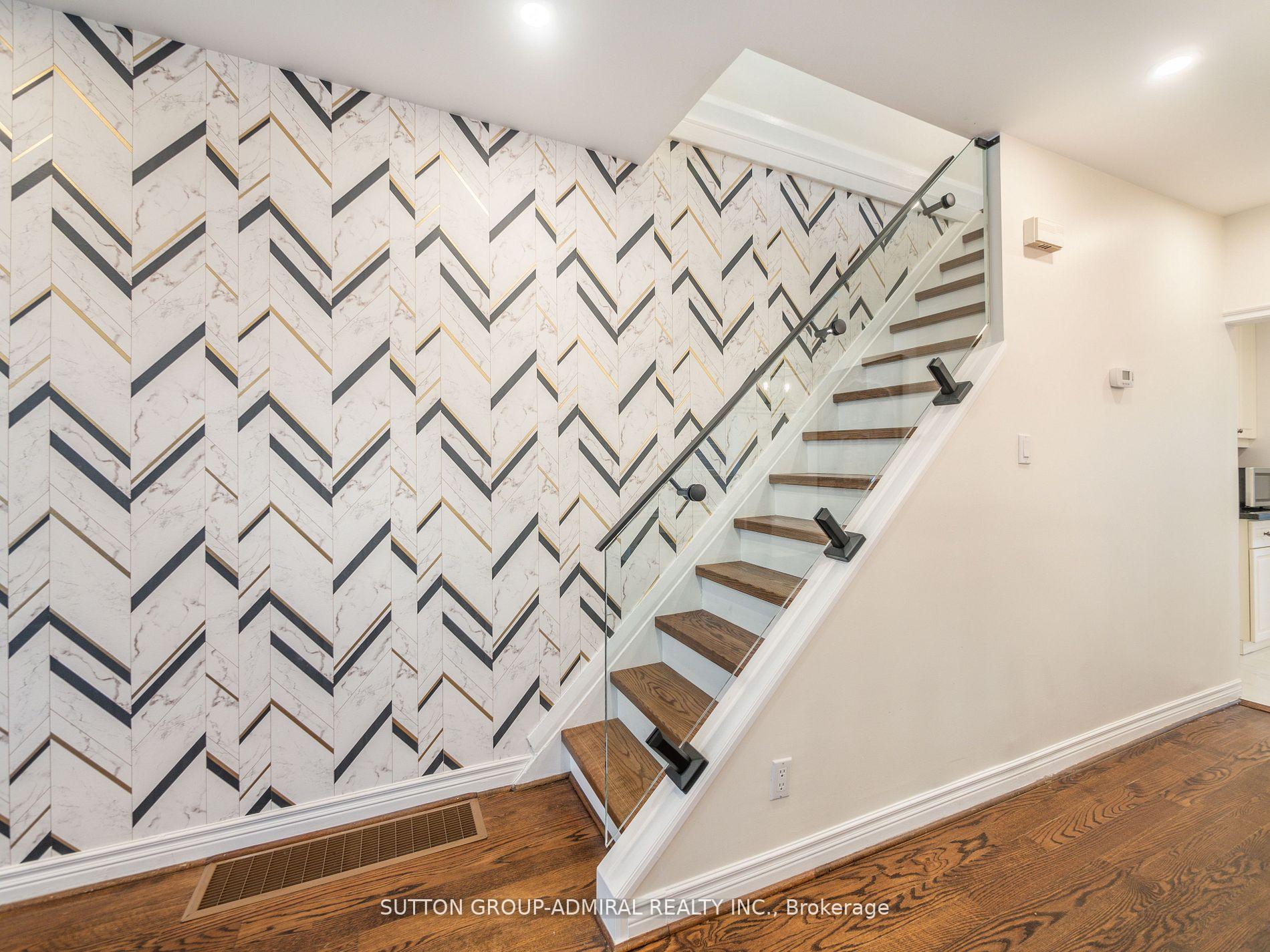 Photo 27 of 389 Davisville Avenue, Toronto, Mount Pleasant East — HOMEH