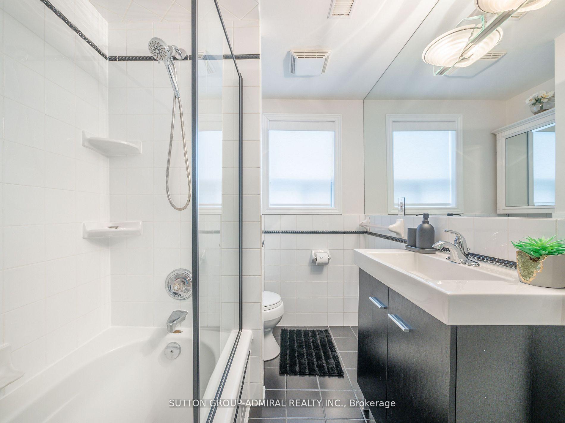 Photo 31 of 389 Davisville Avenue, Toronto, Mount Pleasant East — HOMEH