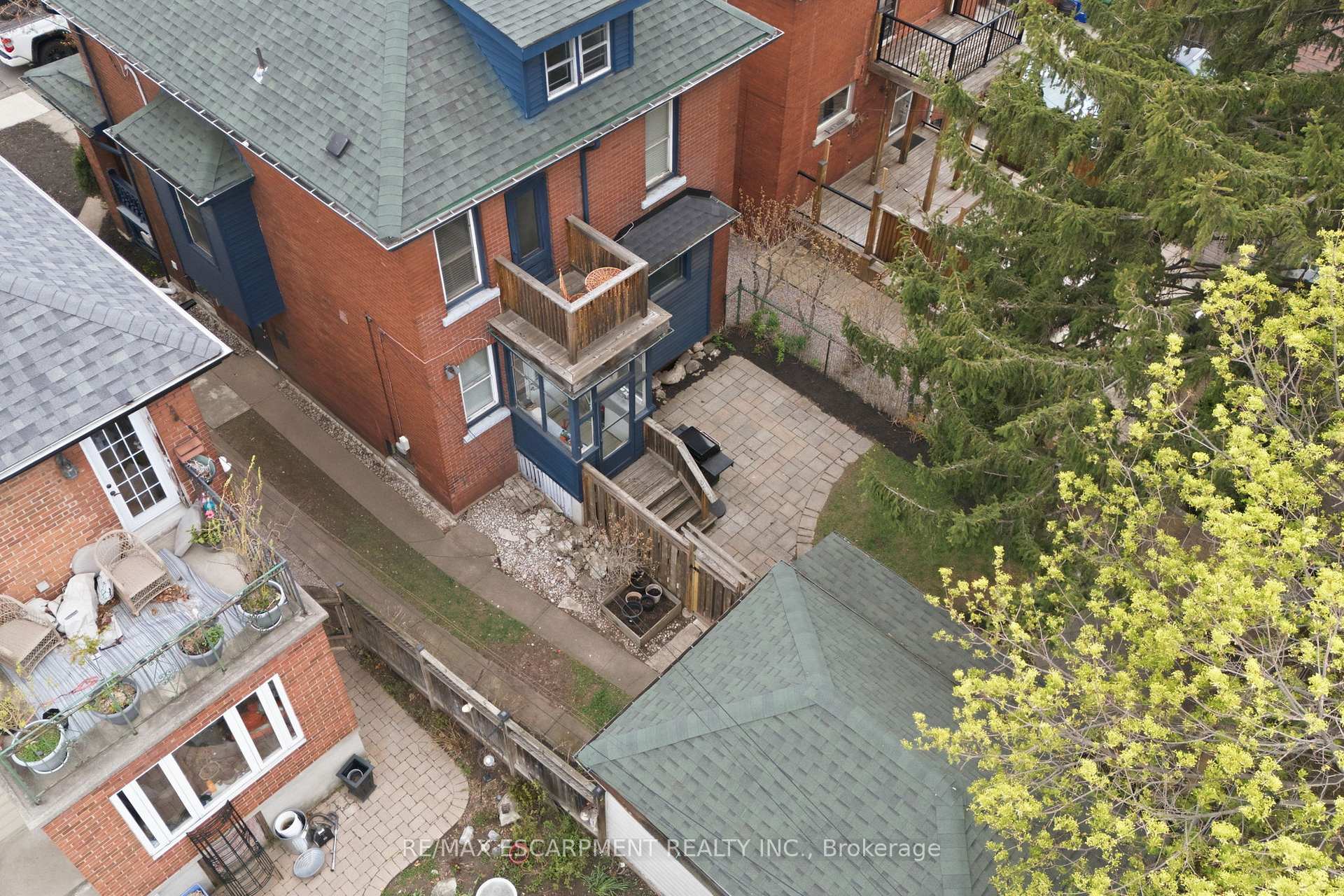 Photo 42 of 37 Connaught Avenue S, Hamilton, Stipley — HOMEH