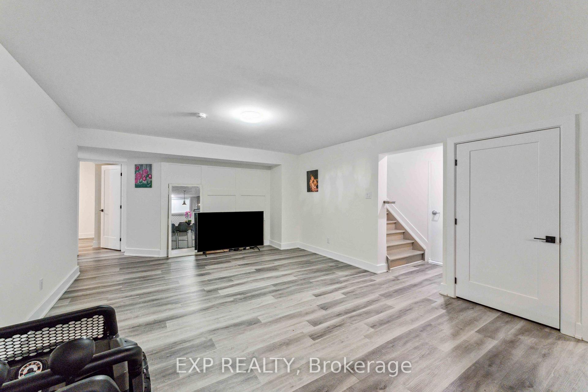 Photo 4 of Unit B, 12 Sylvester Street, Ottawa, Overbrook — HOMEH