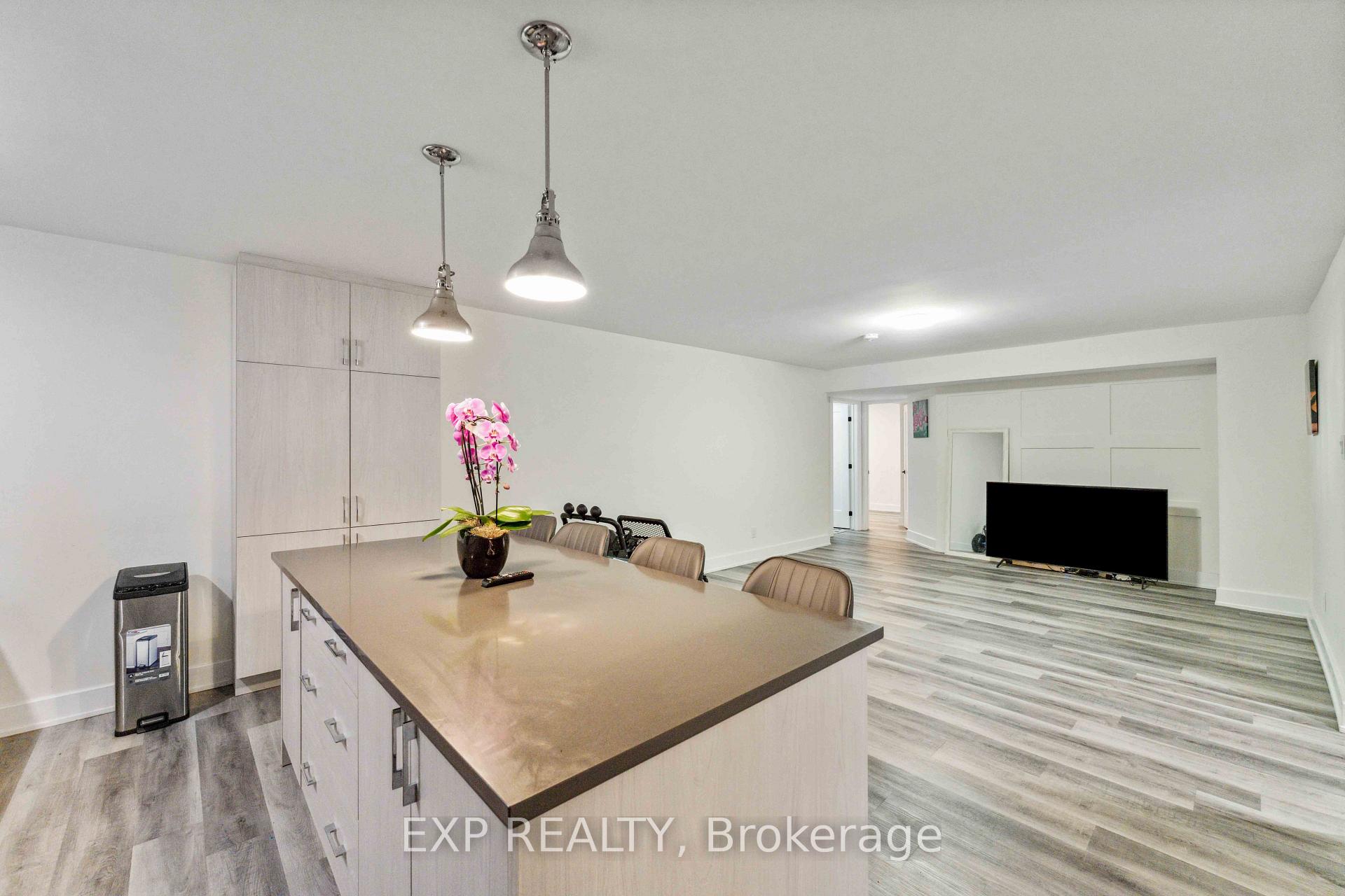 Photo 5 of Unit B, 12 Sylvester Street, Ottawa, Overbrook — HOMEH