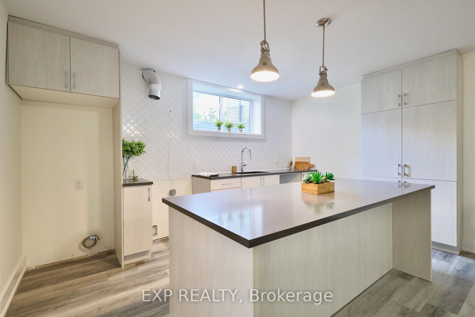 Photo 6 of Unit B, 12 Sylvester Street, Ottawa, Overbrook — HOMEH