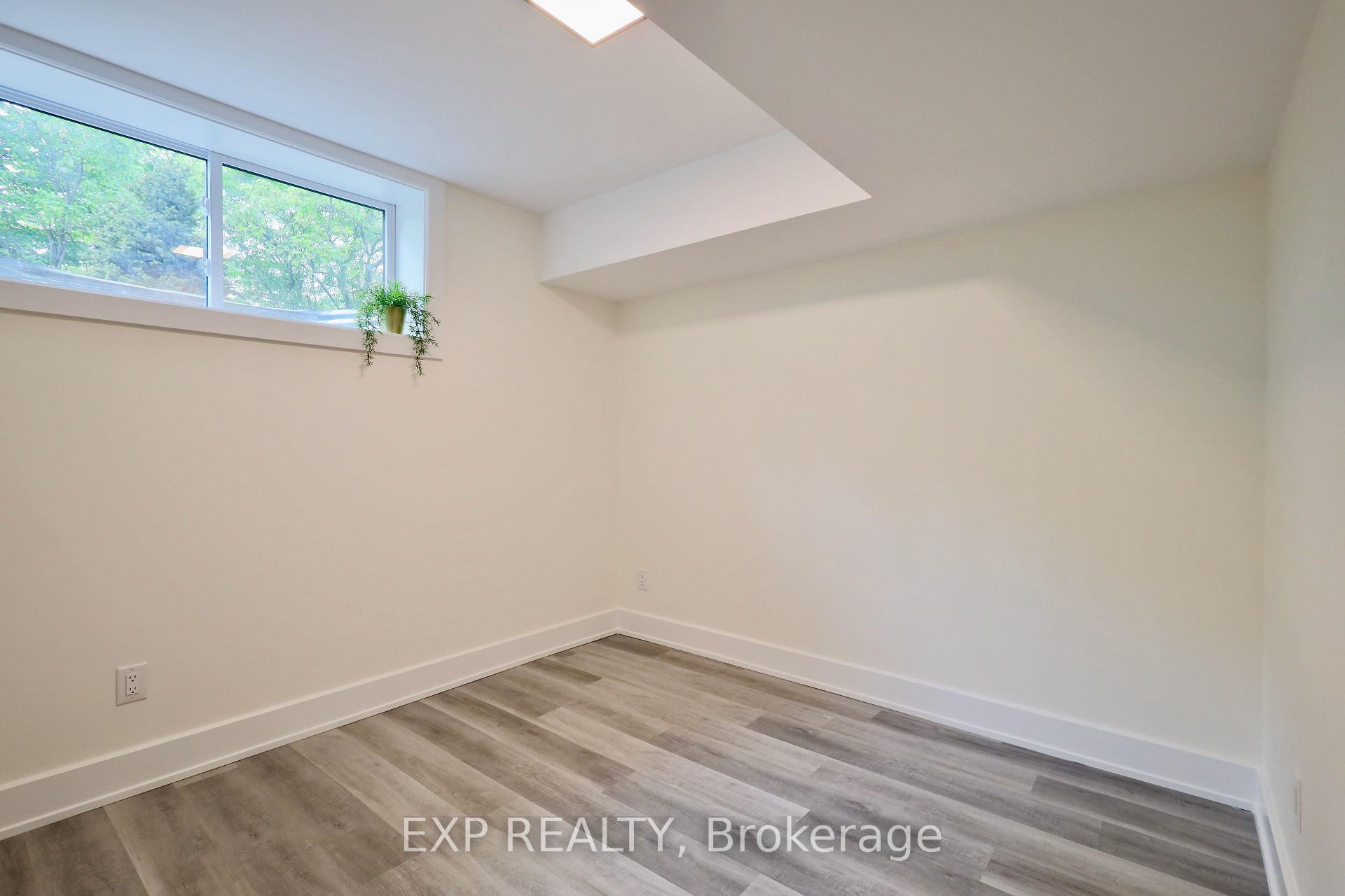 Photo 11 of Unit B, 12 Sylvester Street, Ottawa, Overbrook — HOMEH