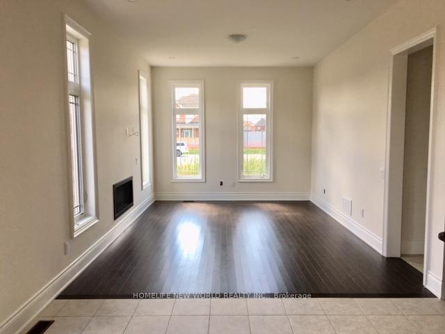 Photo 7 of 5 Greywacke Street, Richmond Hill, Oak Ridges — HOMEH