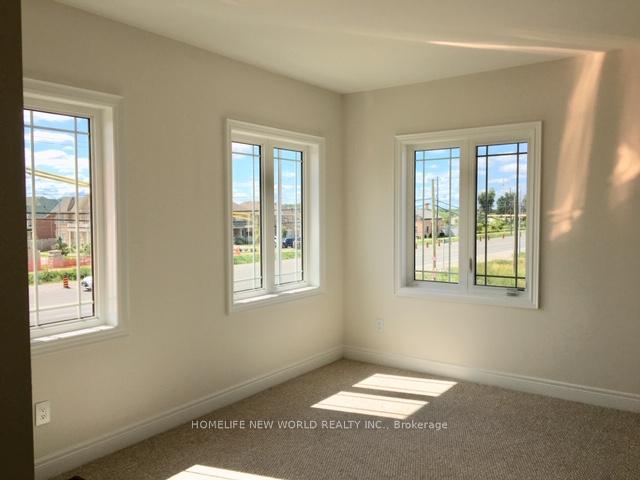 Photo 12 of 5 Greywacke Street, Richmond Hill, Oak Ridges — HOMEH