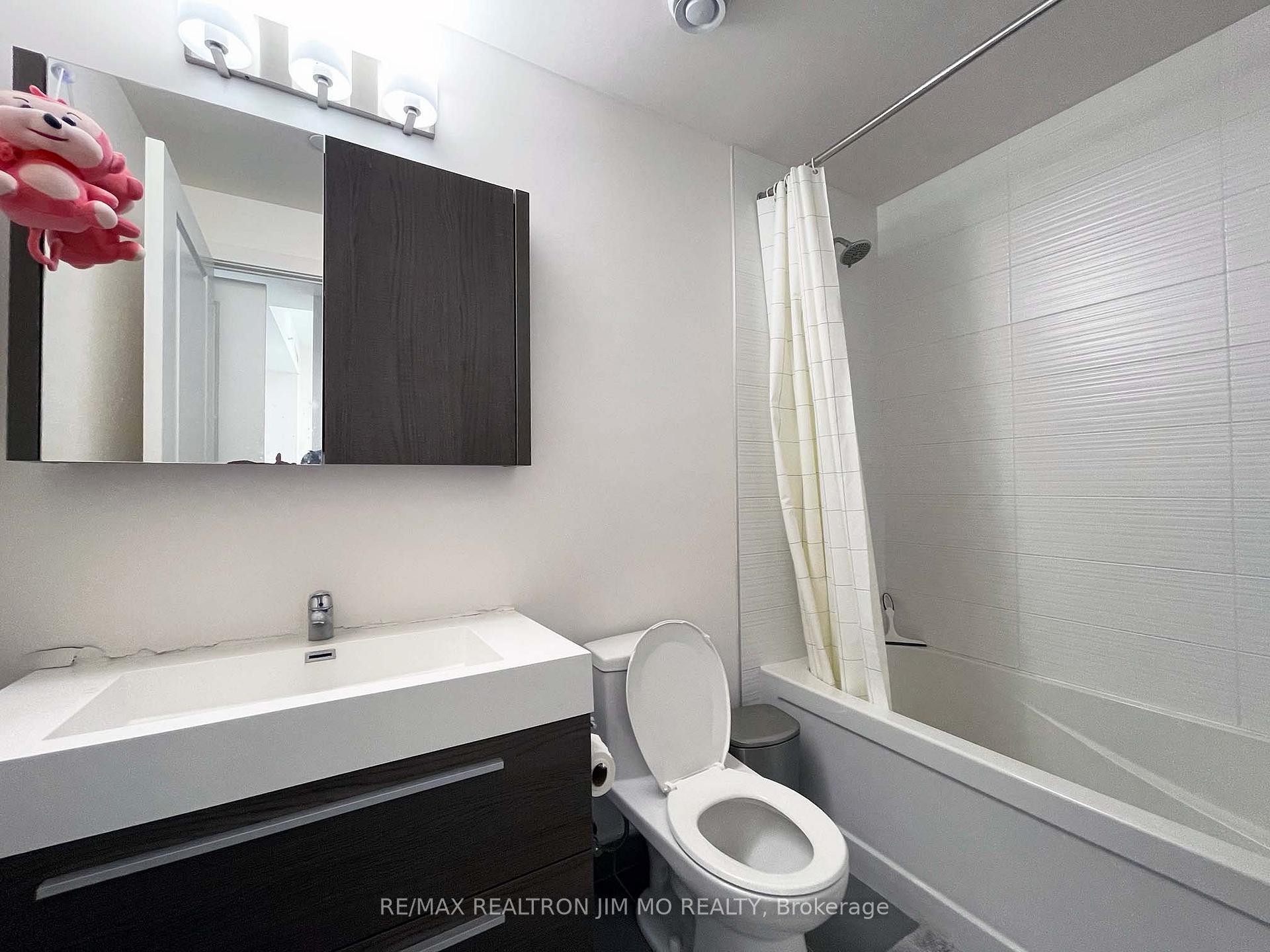 Photo 11 of Unit 808, 180 Enterprise Boulevard, Markham, Unionville — HOMEH