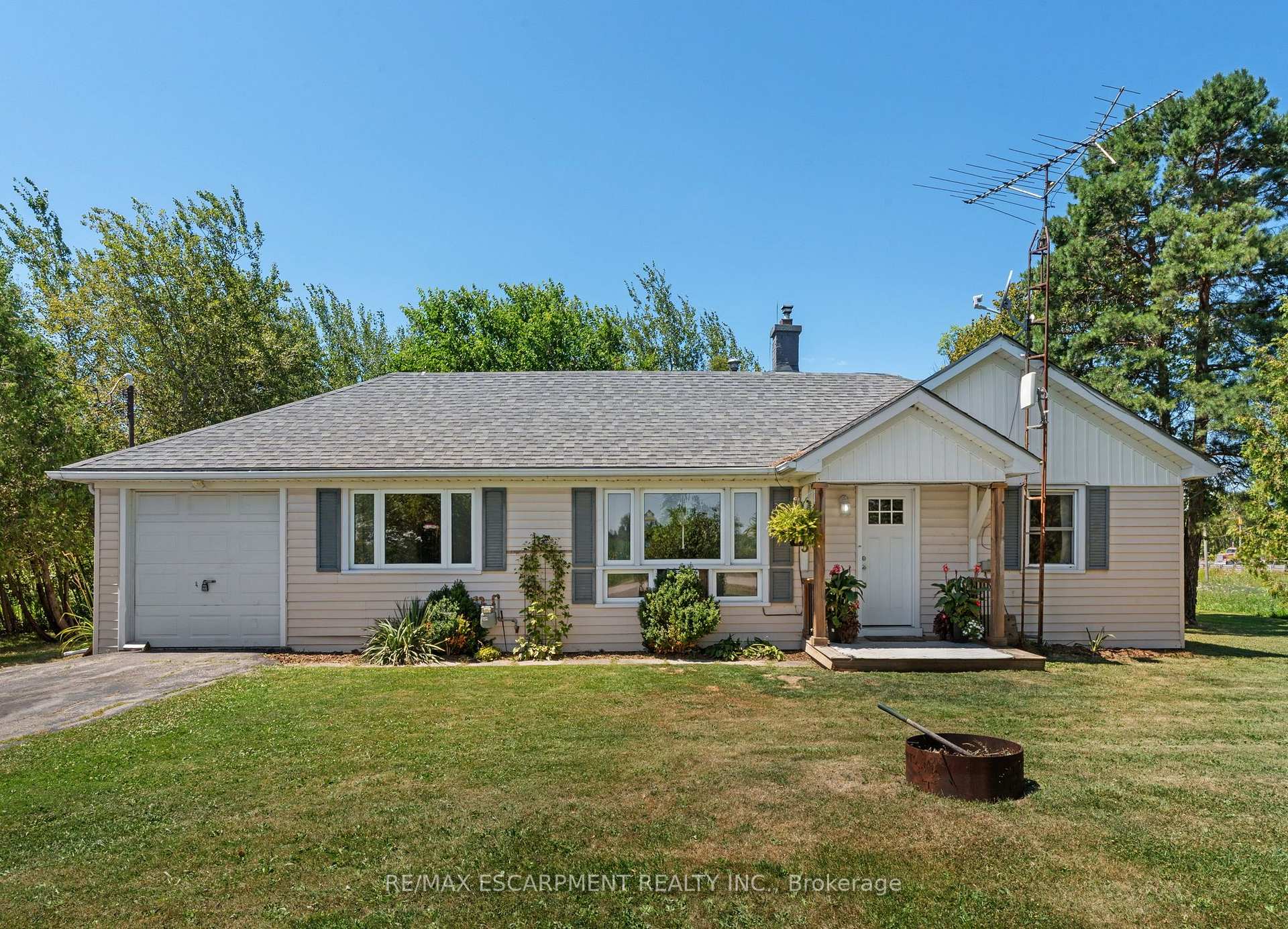Photo of 3 Bousfield Lane