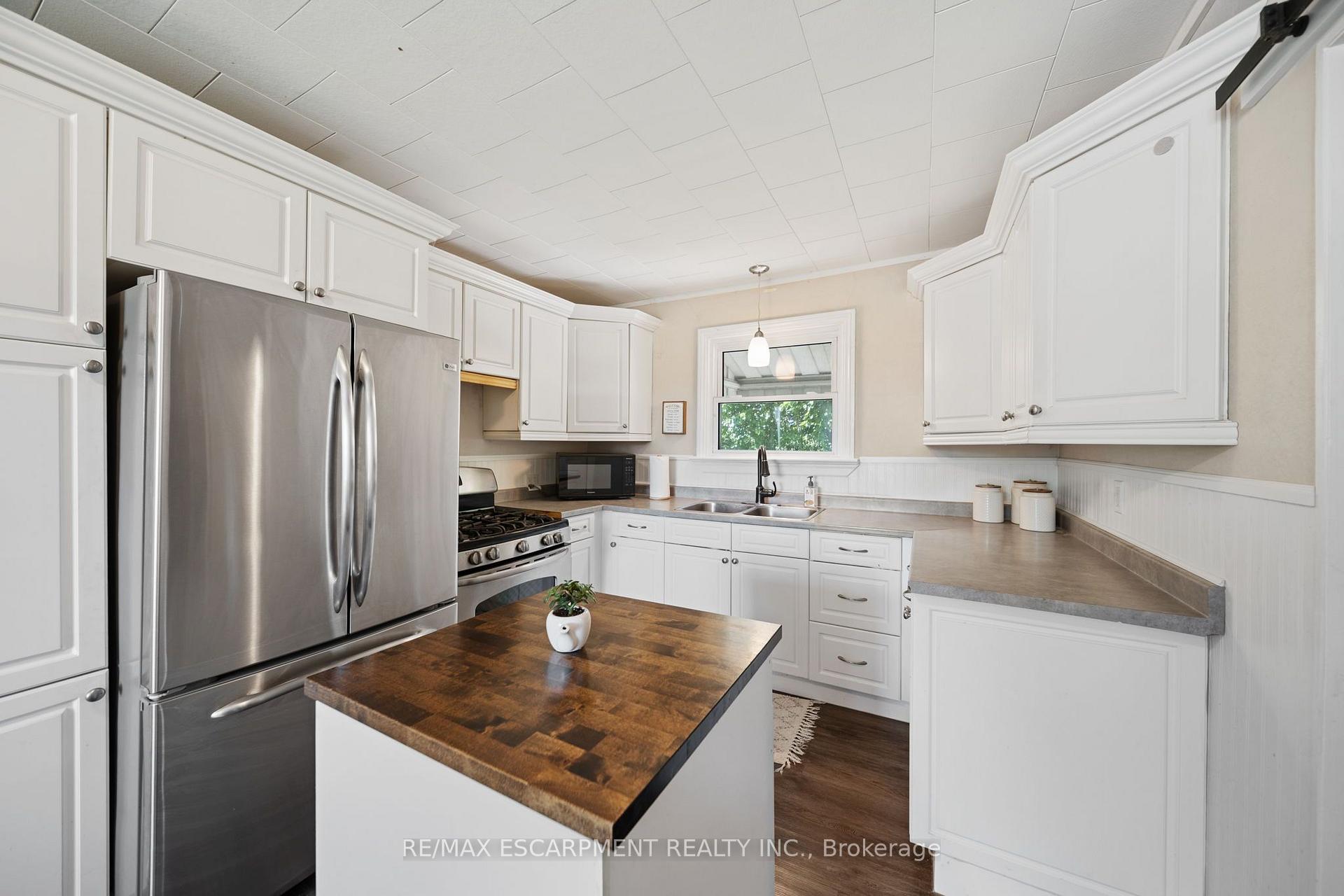 Photo 20 of 3 Bousfield Lane, Haldimand — HOMEH
