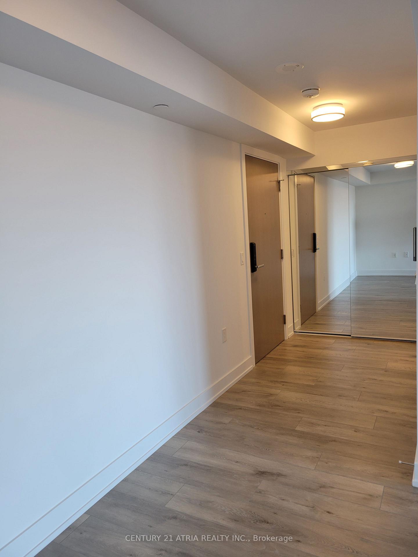 Photo 5 of Unit 2224, 585 Bloor Street E, Toronto, North St. James Town — HOMEH