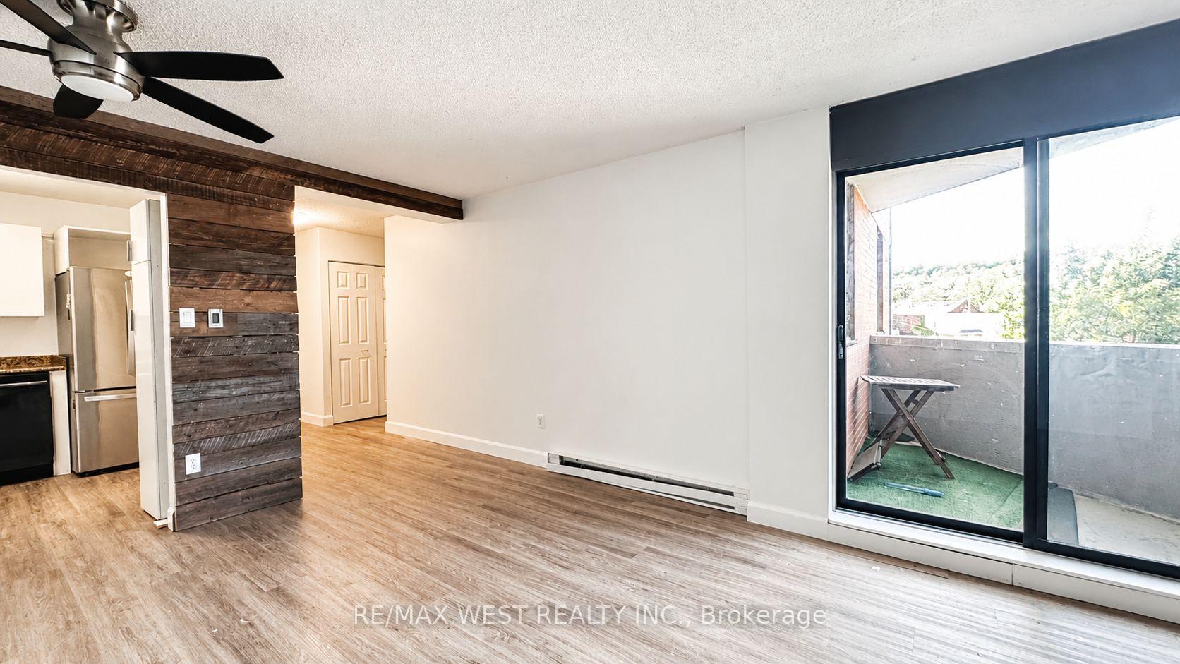 Photo 4 of Unit 406, 23 Main Street, Hamilton, Dundas — HOMEH