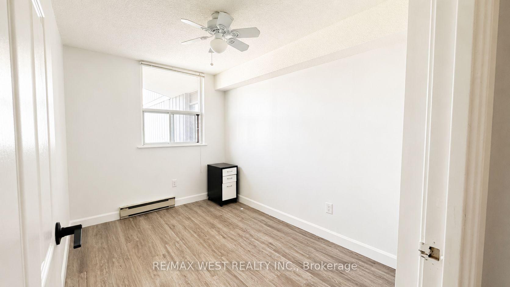 Photo 8 of Unit 406, 23 Main Street, Hamilton, Dundas — HOMEH
