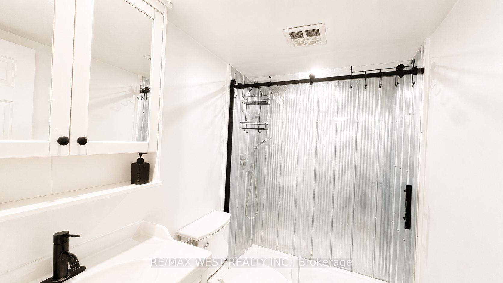 Photo 12 of Unit 406, 23 Main Street, Hamilton, Dundas — HOMEH