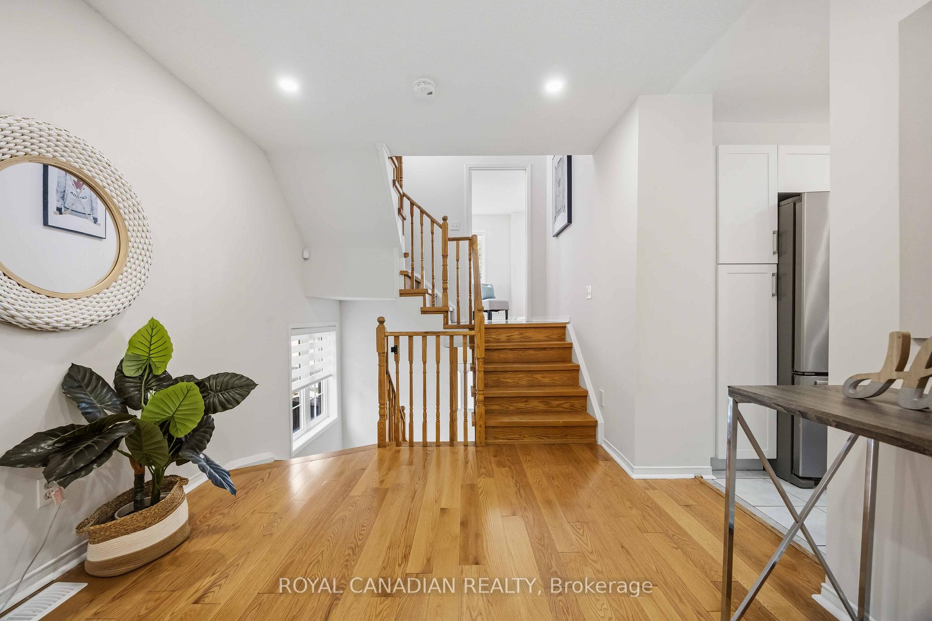 Photo 15 of 137 Stokely Crescent, Whitby, Downtown Whitby — HOMEH