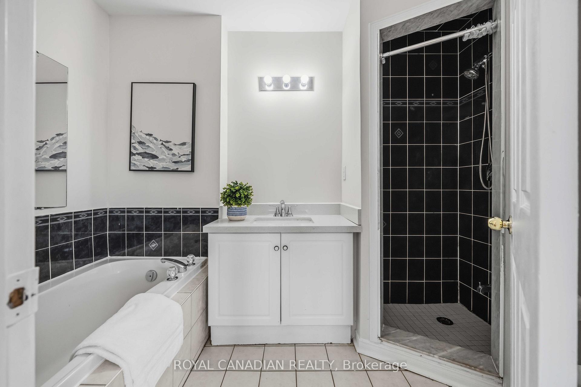 Photo 29 of 137 Stokely Crescent, Whitby, Downtown Whitby — HOMEH