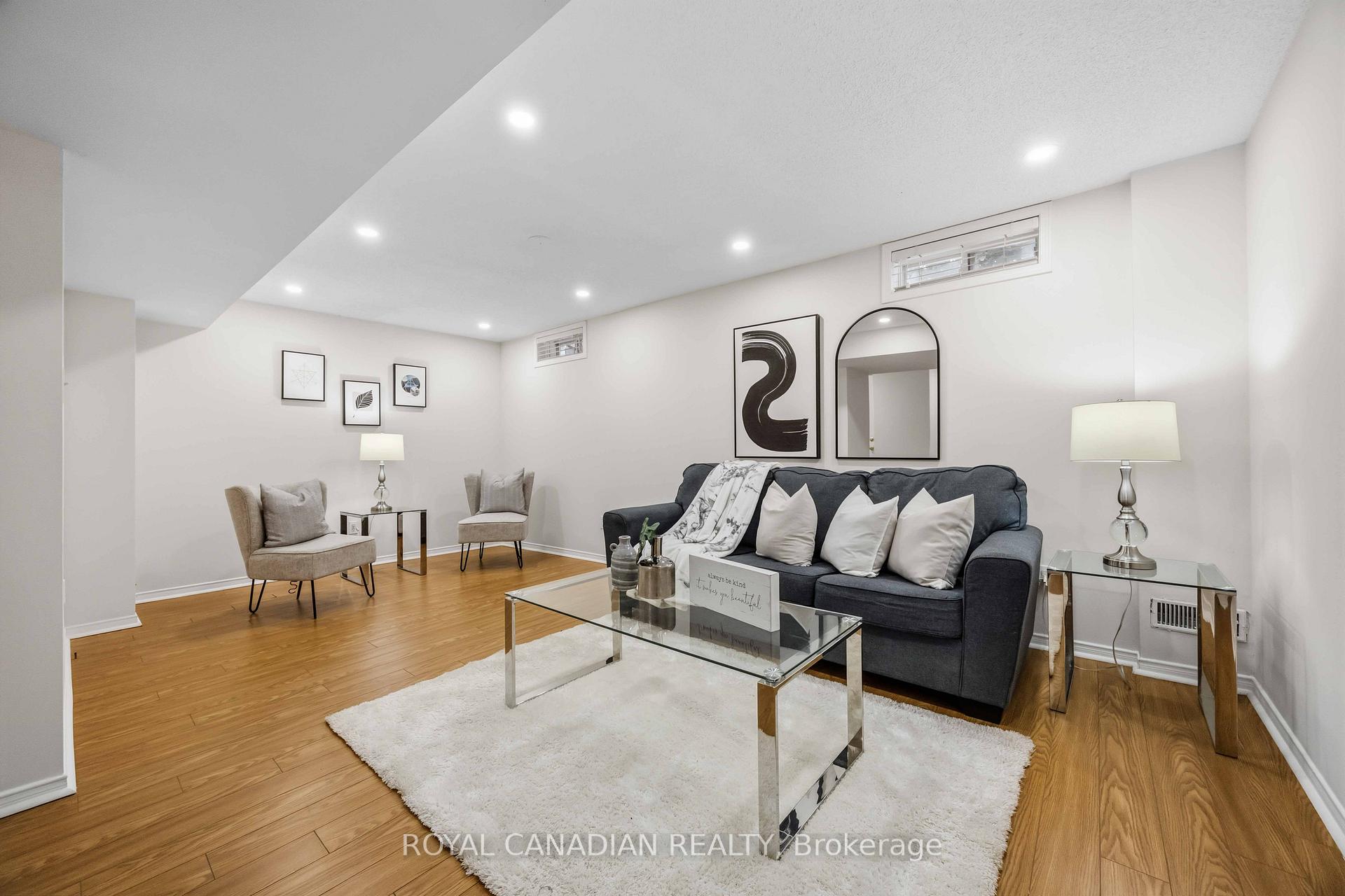 Photo 41 of 137 Stokely Crescent, Whitby, Downtown Whitby — HOMEH