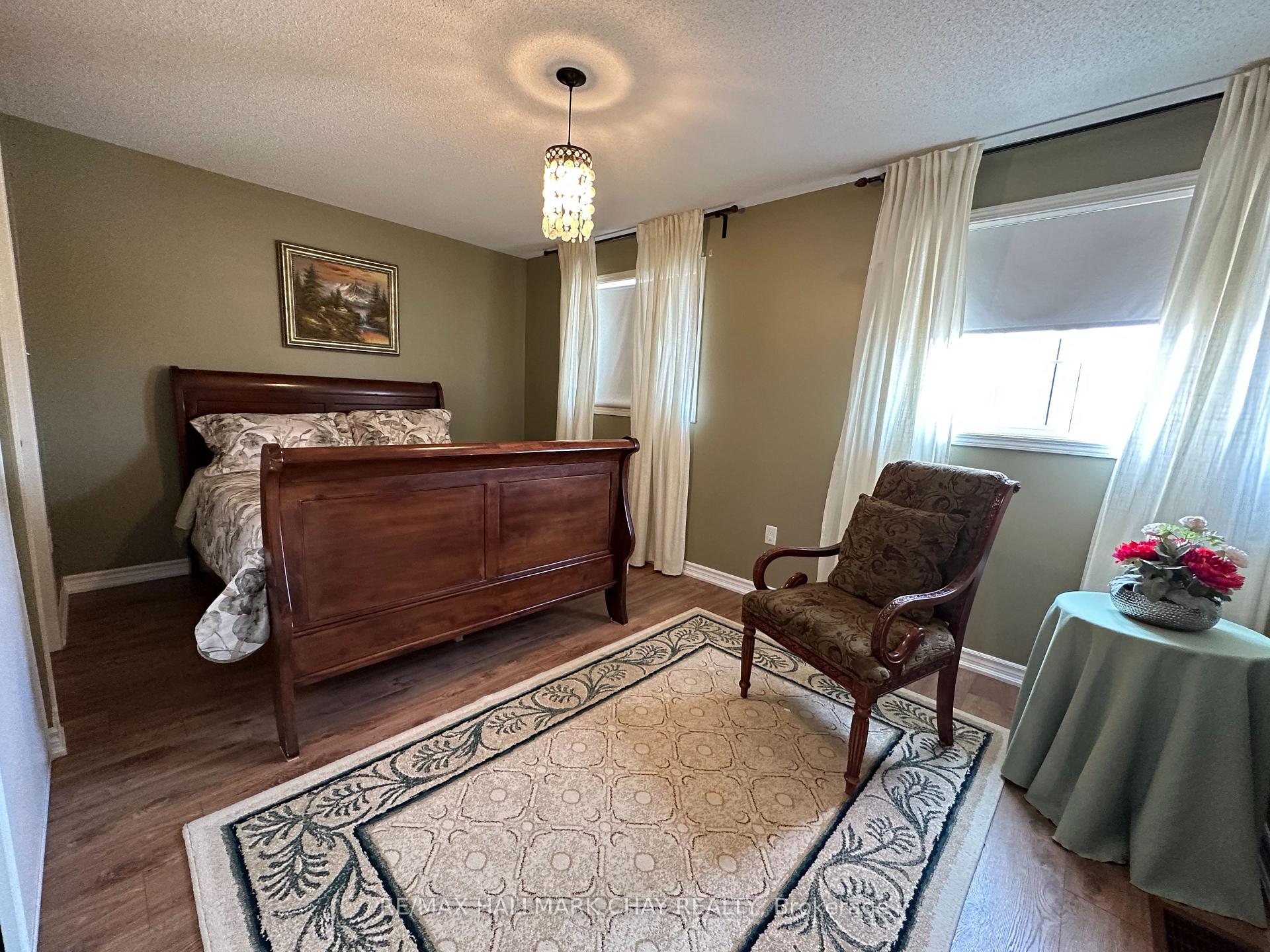 Photo 9 of 54 William Paddison Drive, Barrie, Georgian Drive — HOMEH
