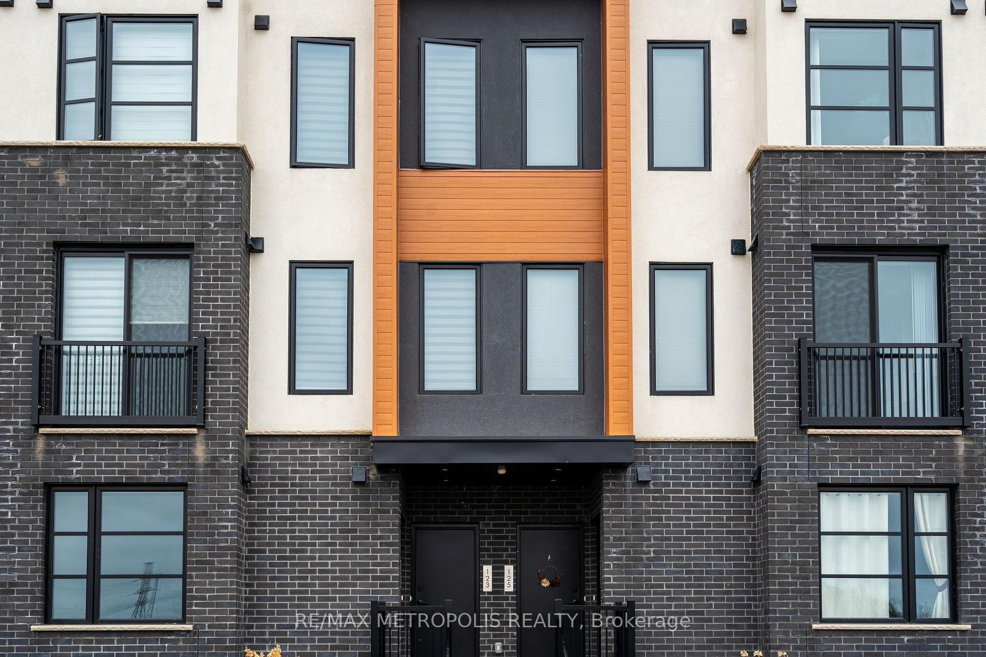 Photo of Unit 121, 3900 Savoy Street