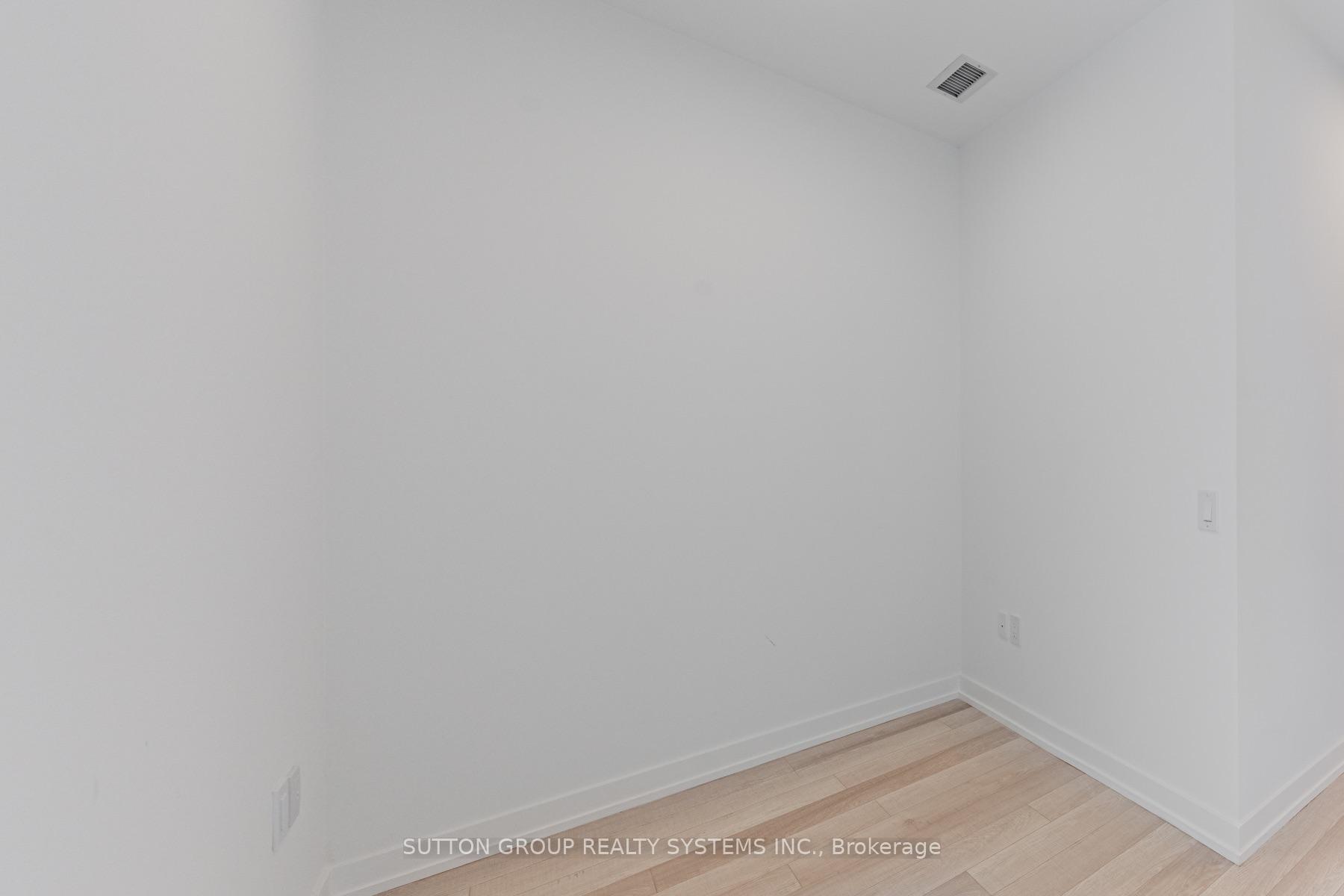 Photo 8 of 39 Roehampton Avenue, Toronto, Mount Pleasant West — HOMEH